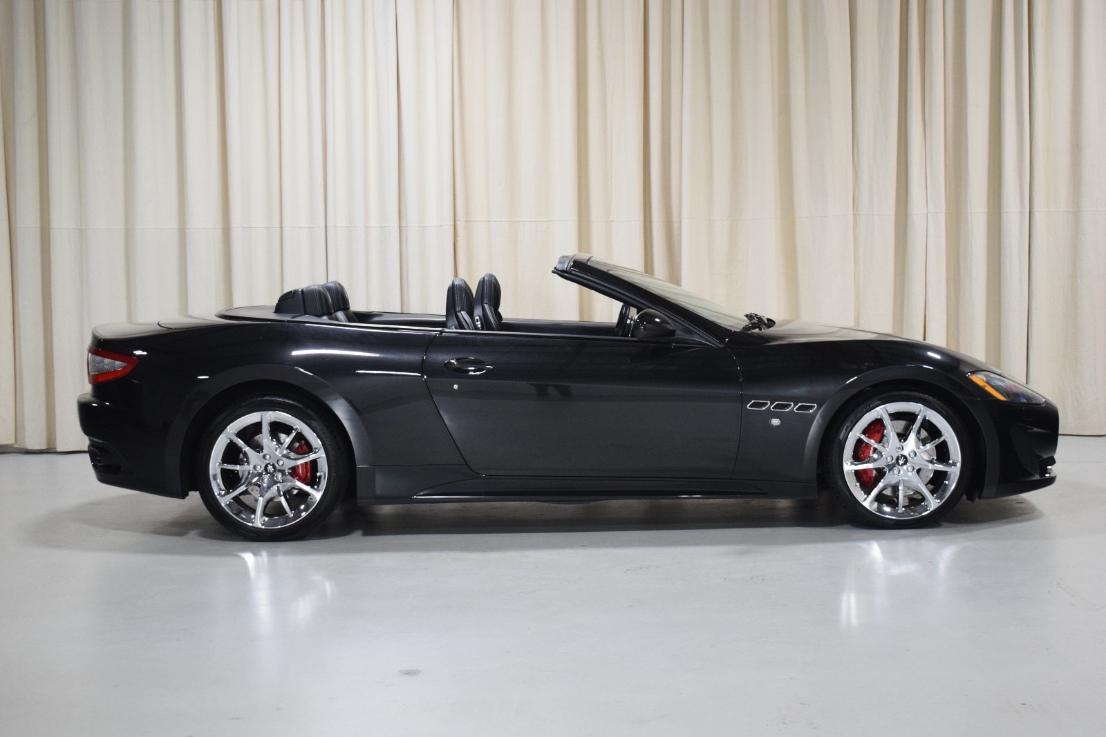 Thumbnail: 2014 Maserati GranTurismo - 14