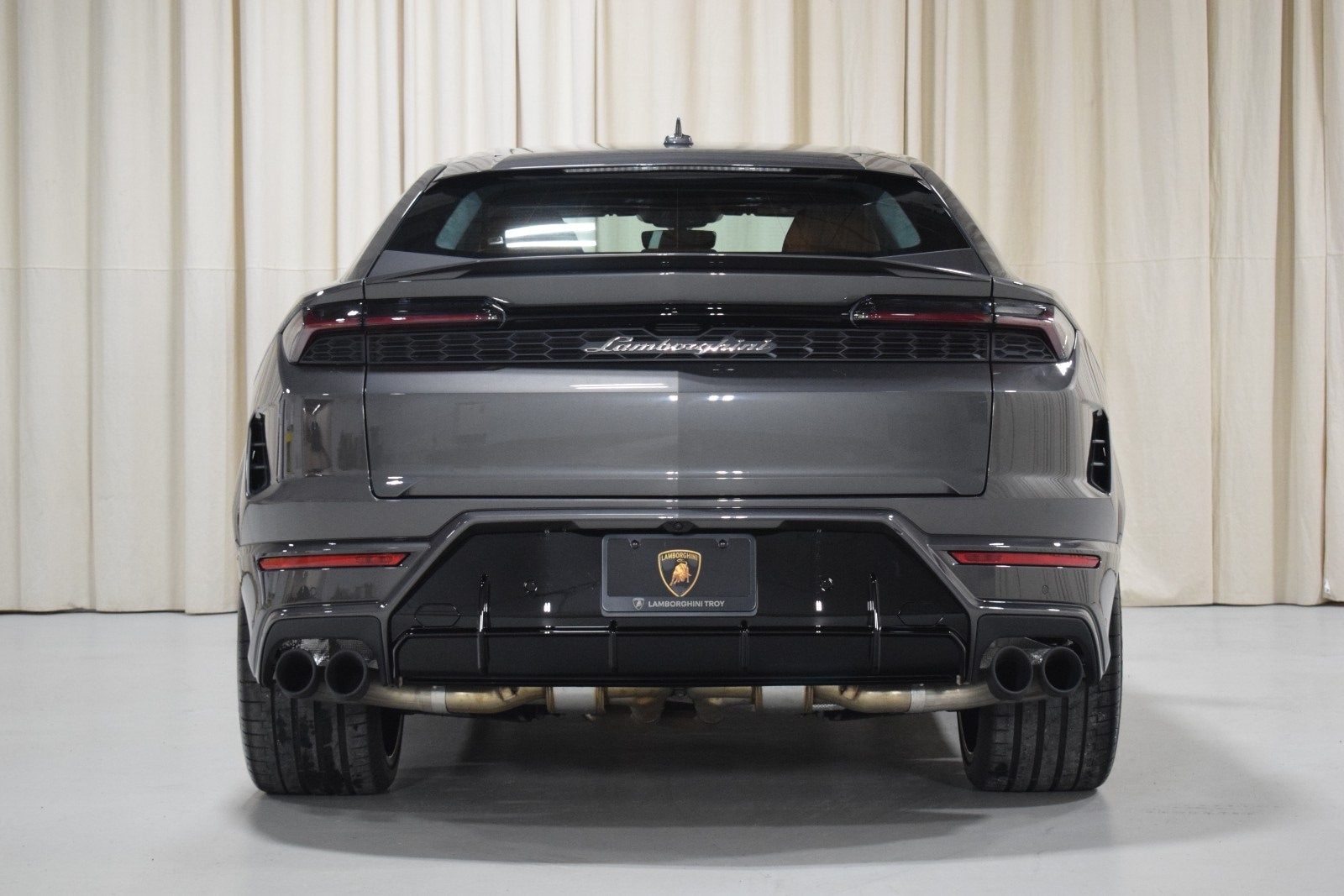 Thumbnail: 2025 Lamborghini Urus - 13