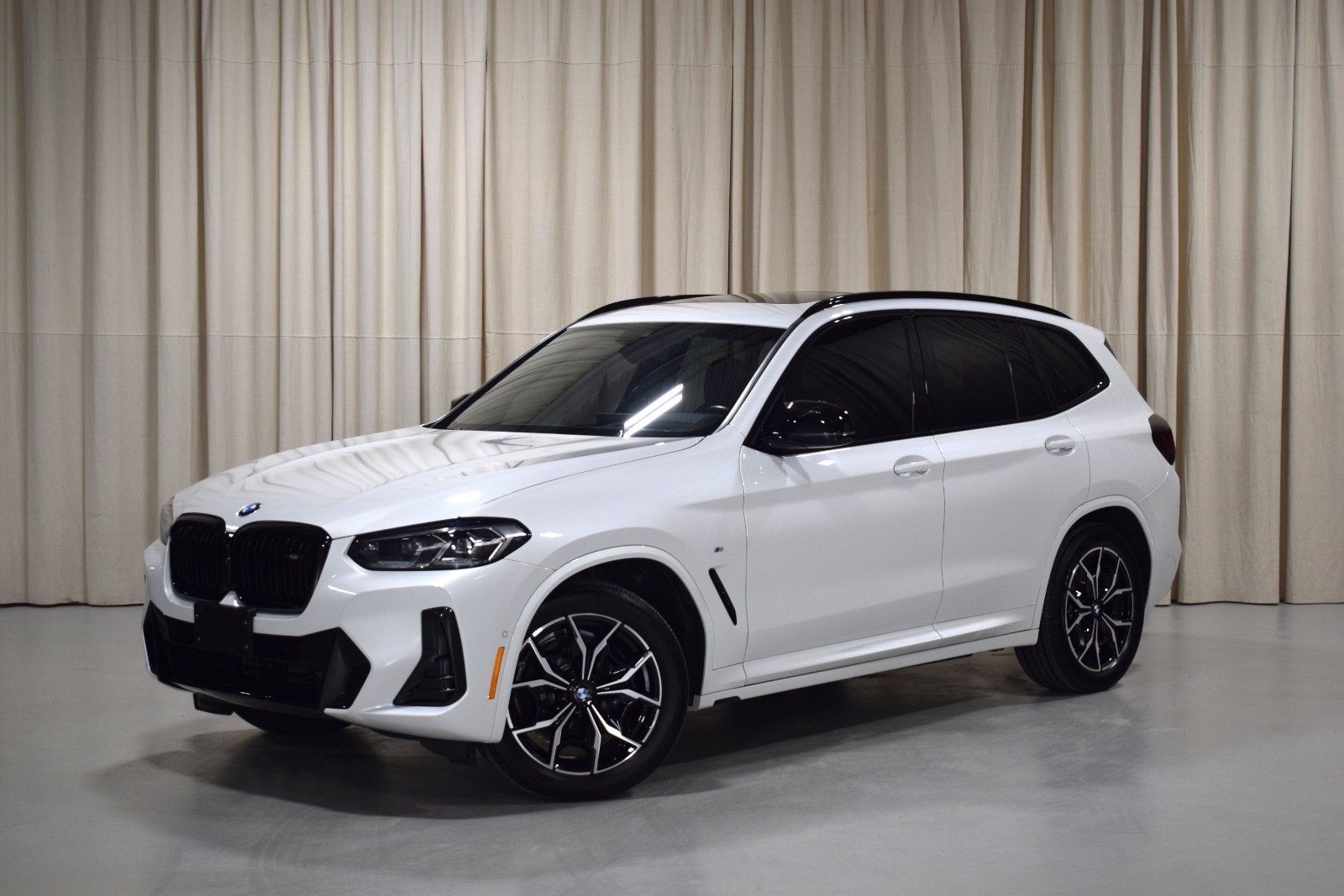 Thumbnail: 2023 BMW X3 - 1