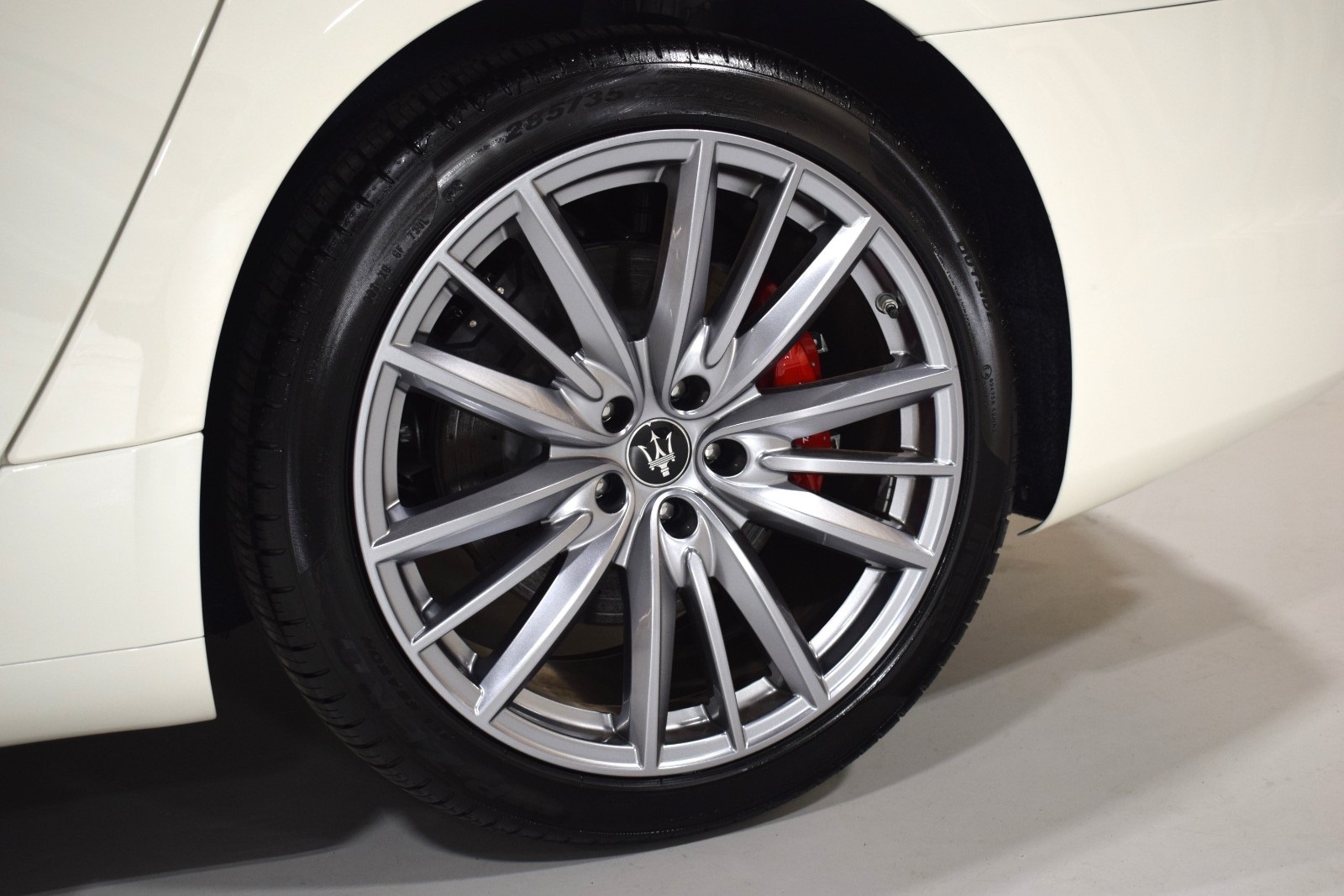 Thumbnail: 2024 Maserati Quattroporte - 6