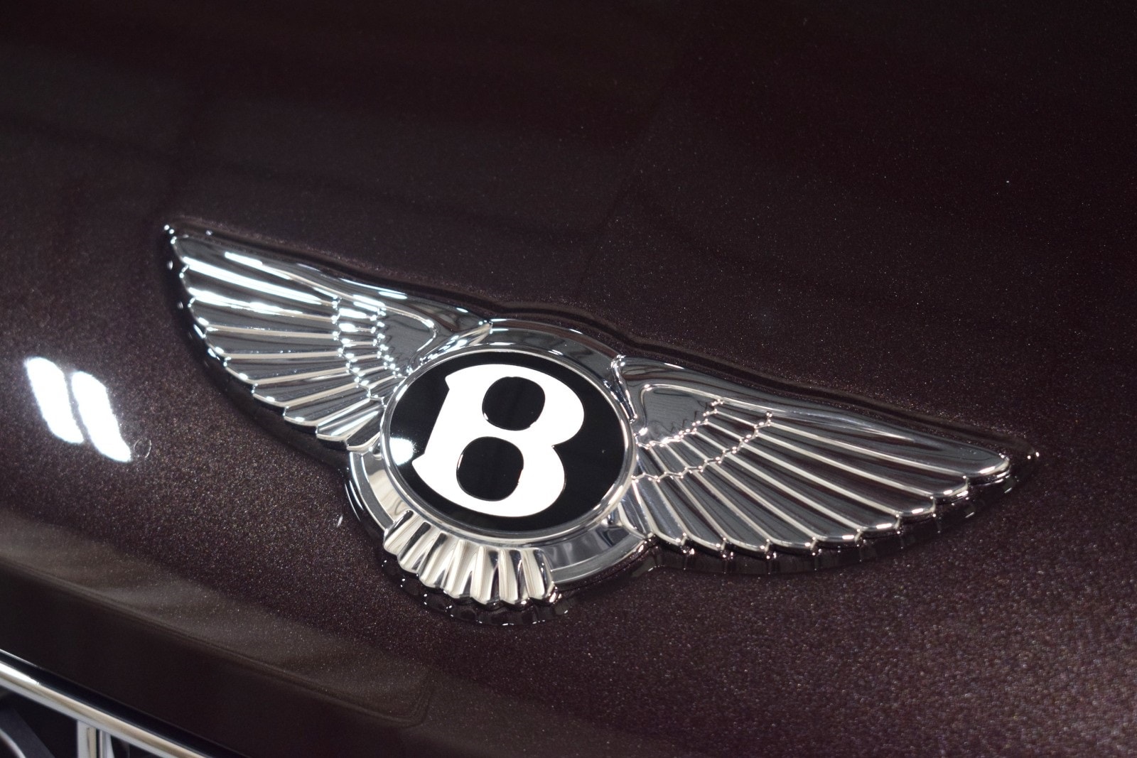 Thumbnail: 2025 Bentley Bentayga - 9