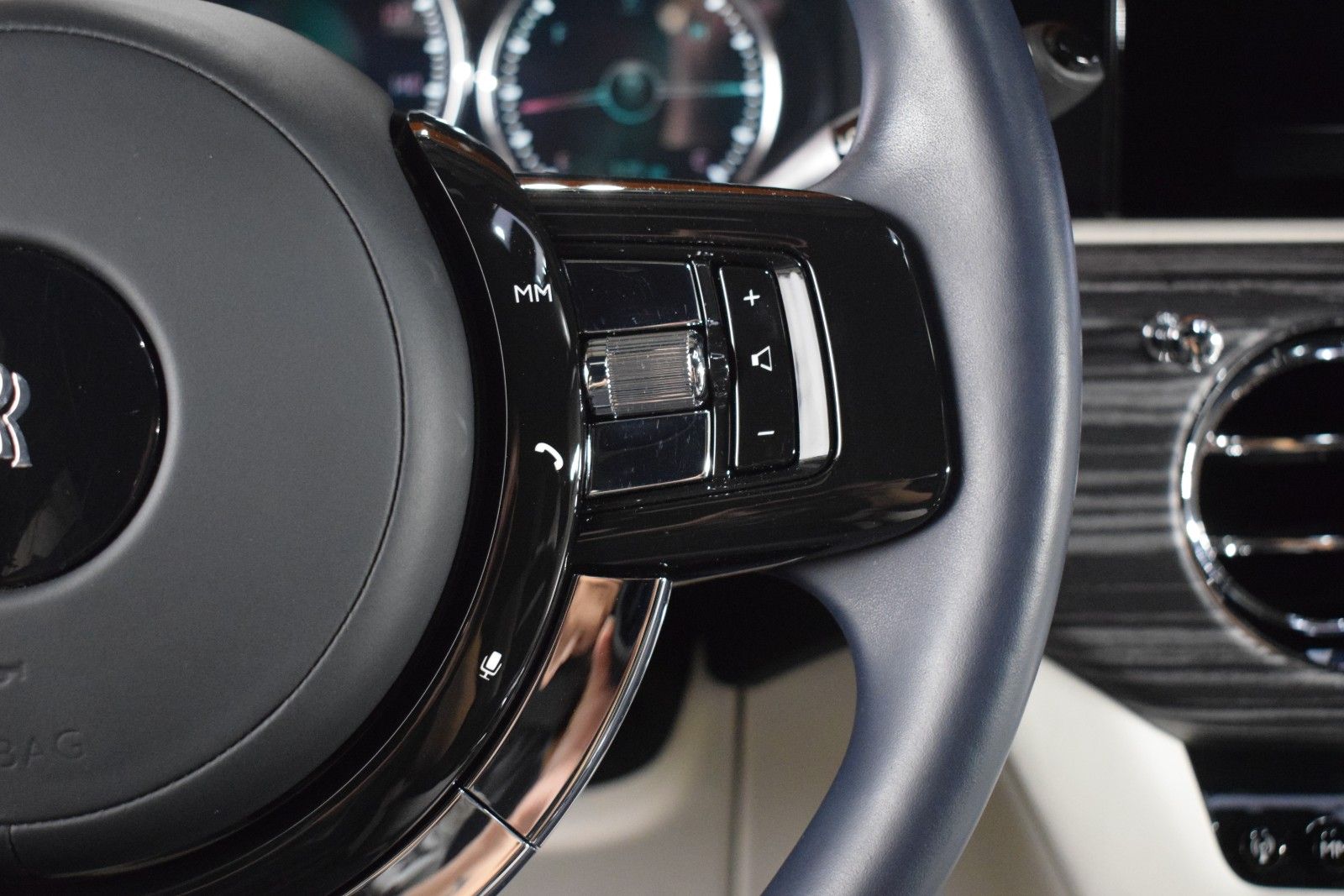 Thumbnail: 2021 Rolls-Royce Ghost - 30