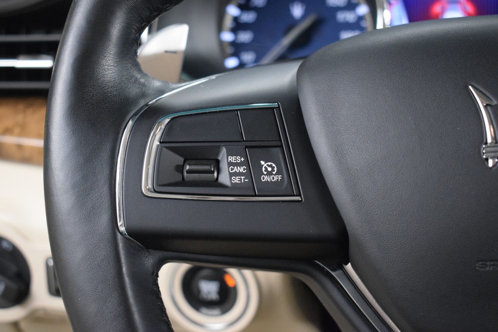 Thumbnail: 2014 Maserati Quattroporte - 27