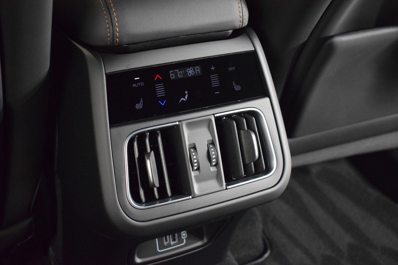 Thumbnail: 2025 Maserati Grecale - 23