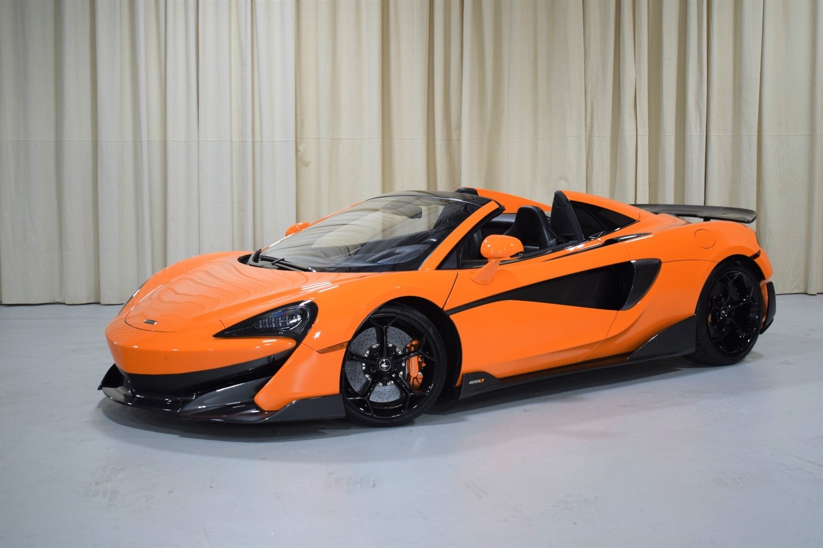 Certified 2020 McLaren 600LT Base with VIN SBM13SAAXLW007769 for sale in Troy, MI