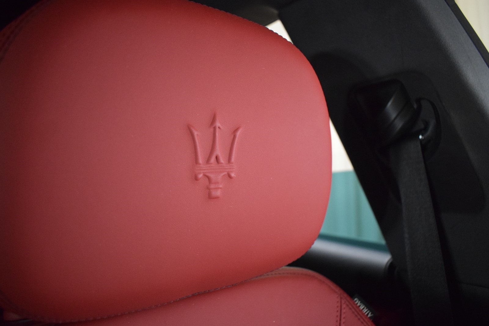 Thumbnail: 2022 Maserati Levante - 35