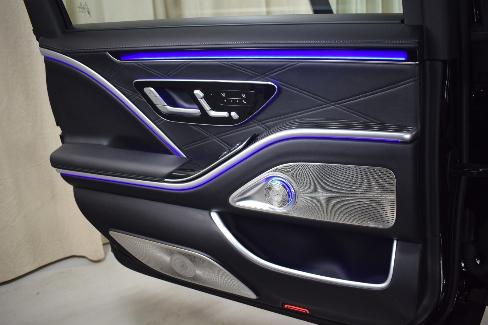Thumbnail: 2024 Mercedes-Benz S-Class - 27