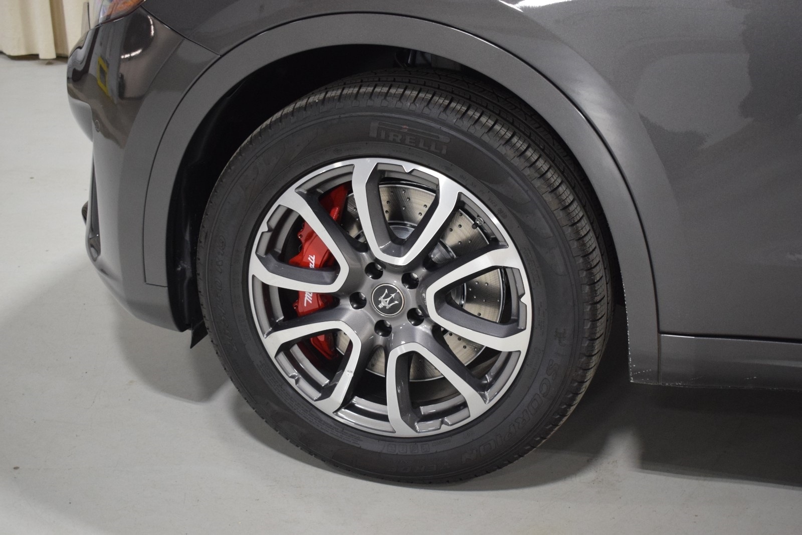 Thumbnail: 2022 Maserati Levante - 6