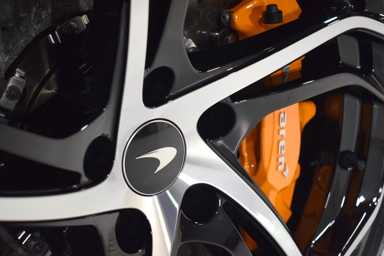 Thumbnail: 2024 Mclaren 750S - 19