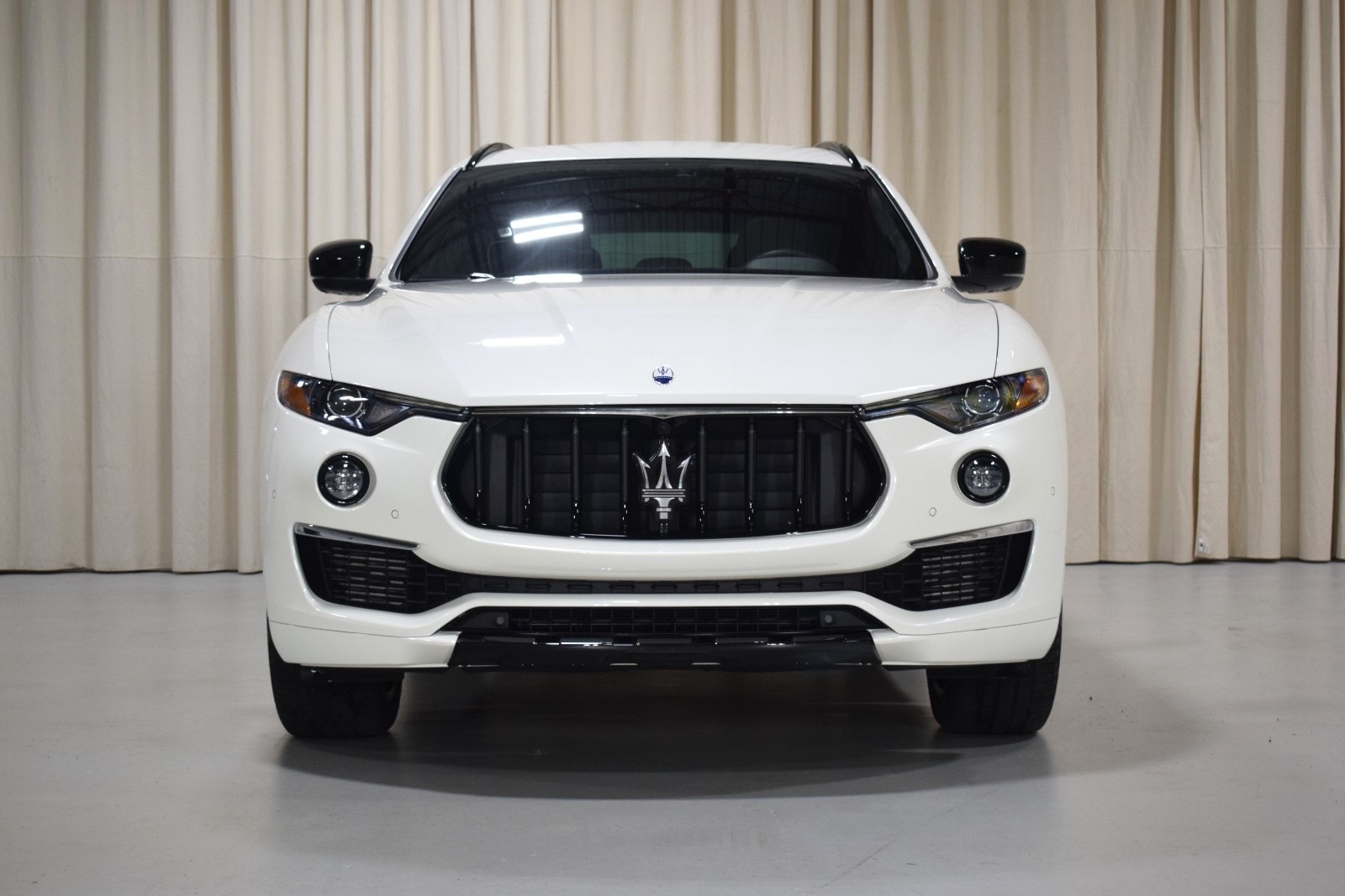 Thumbnail: 2022 Maserati Levante - 7
