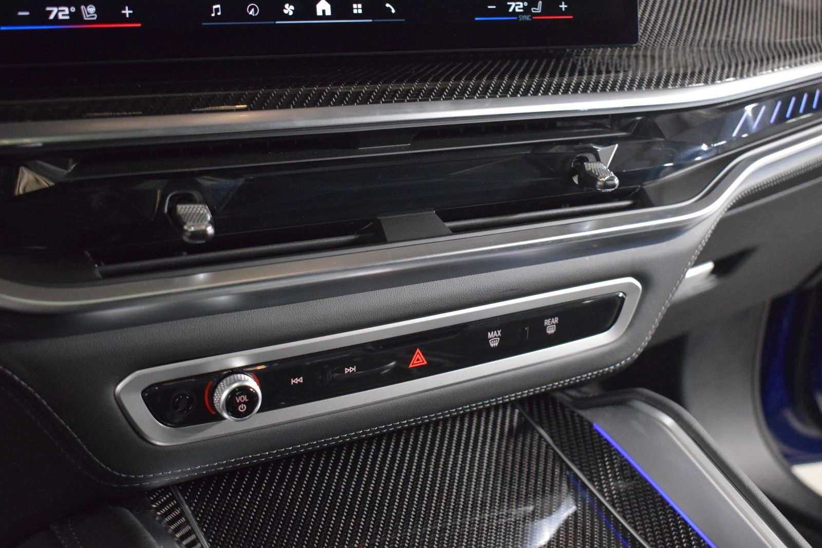 Thumbnail: 2025 BMW X5 - 34