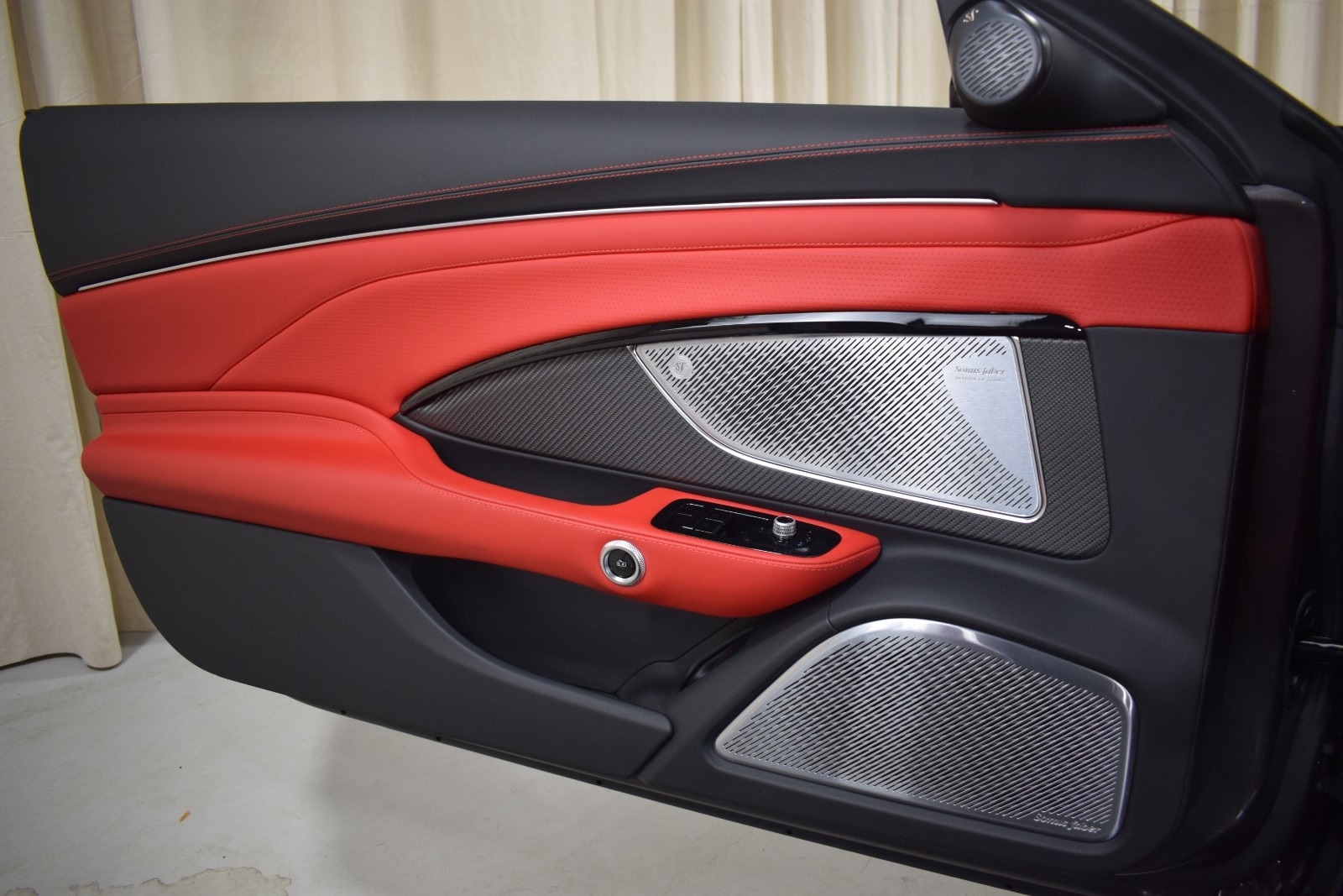 Thumbnail: 2026 Maserati GranCabrio - 36