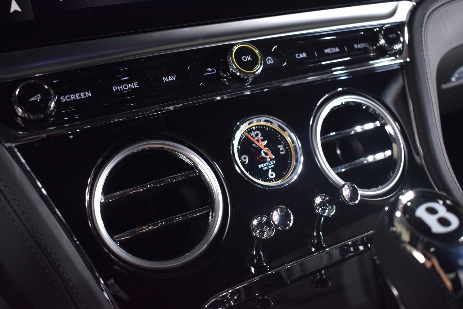 Thumbnail: 2026 Bentley Continental - 31