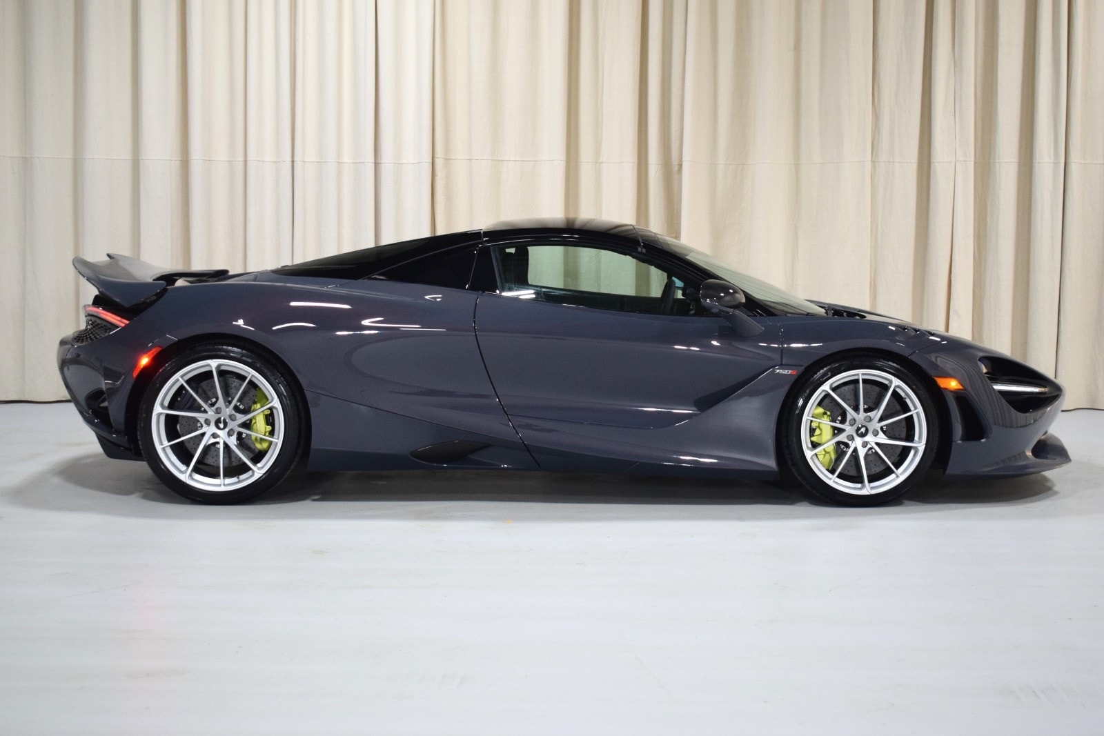 Thumbnail: 2025 Mclaren 750S - 15