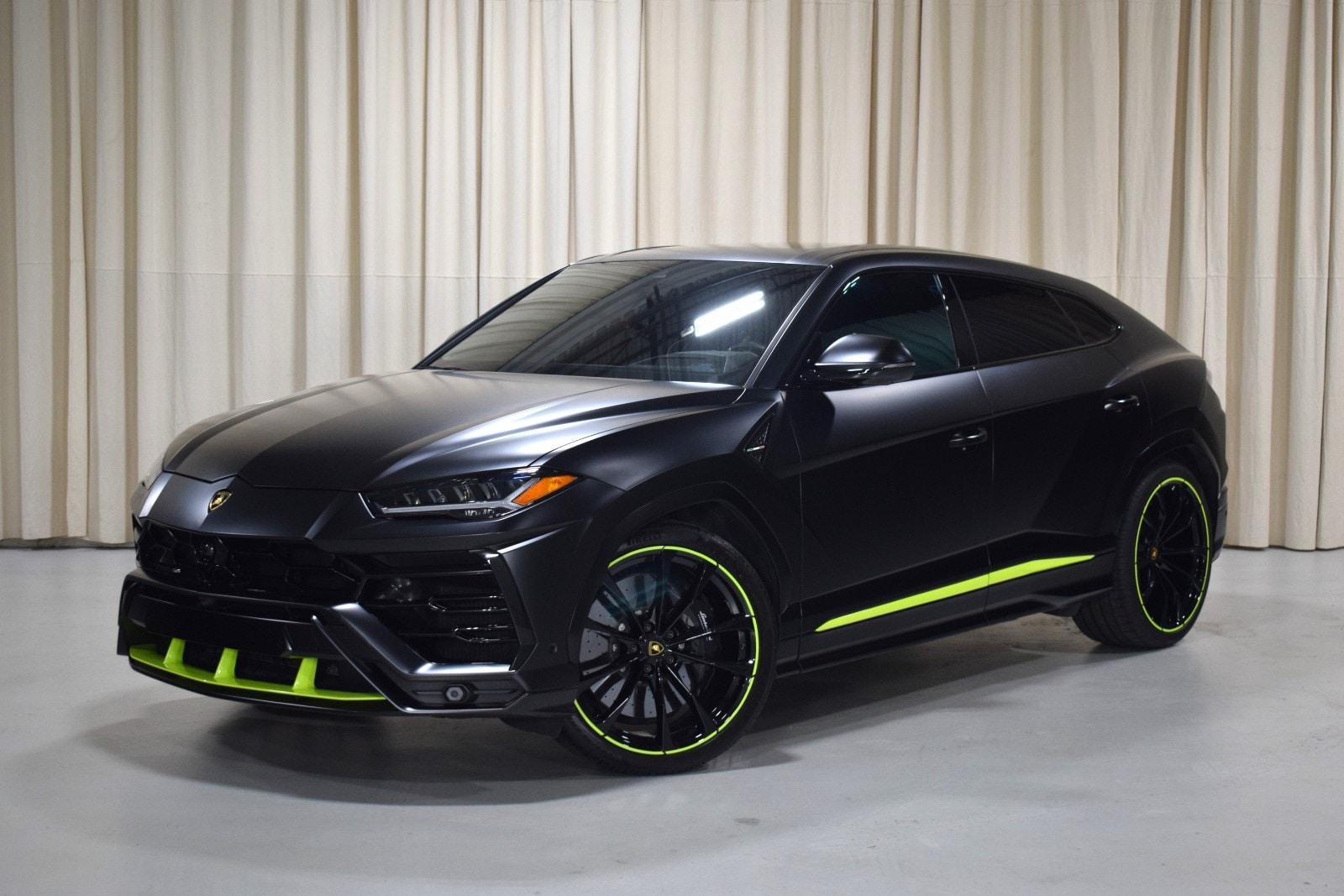 2022 Lamborghini Urus Graphite Capsule -
                  Troy, MI