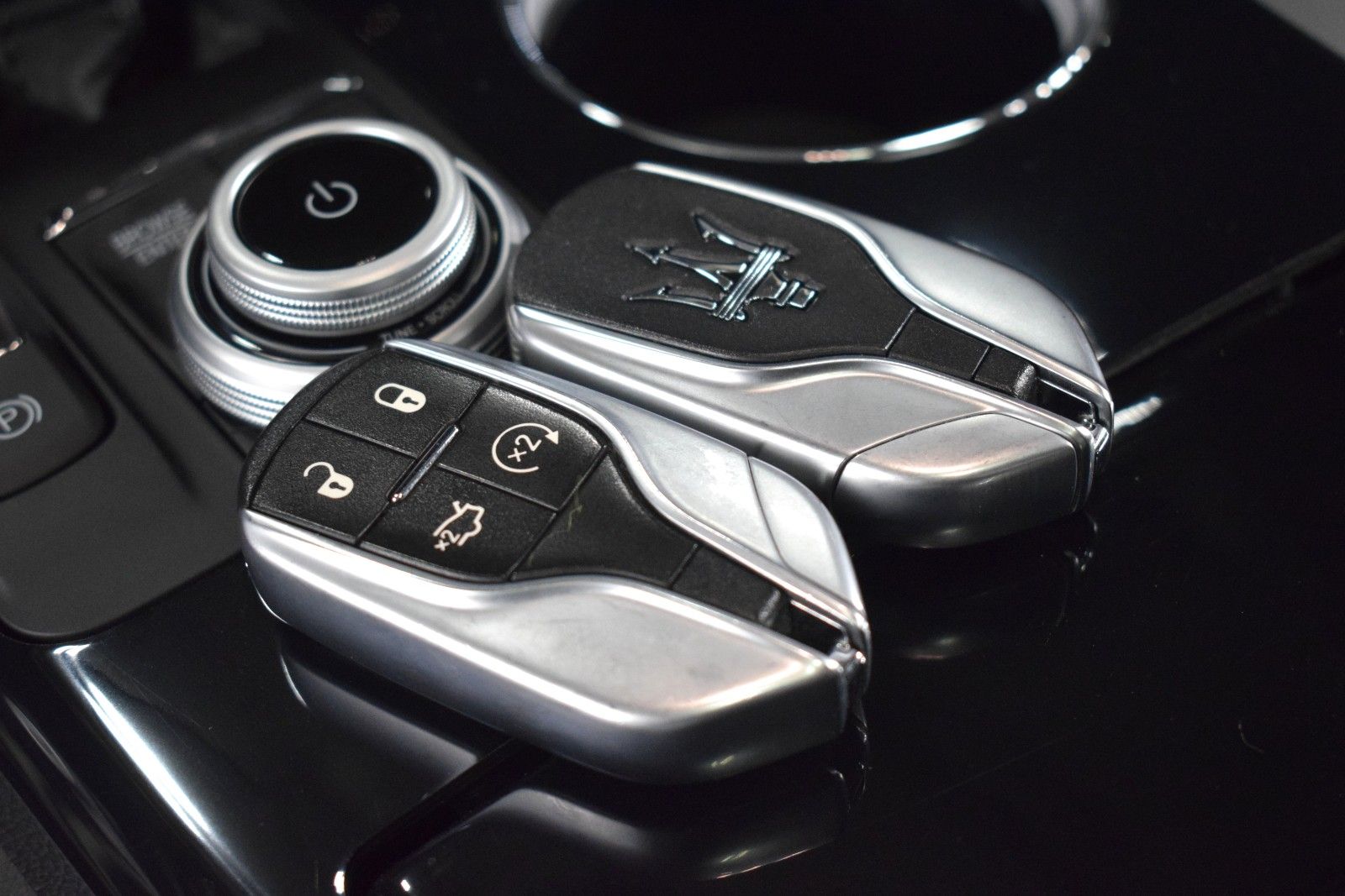 Thumbnail: 2024 Maserati Ghibli - 38