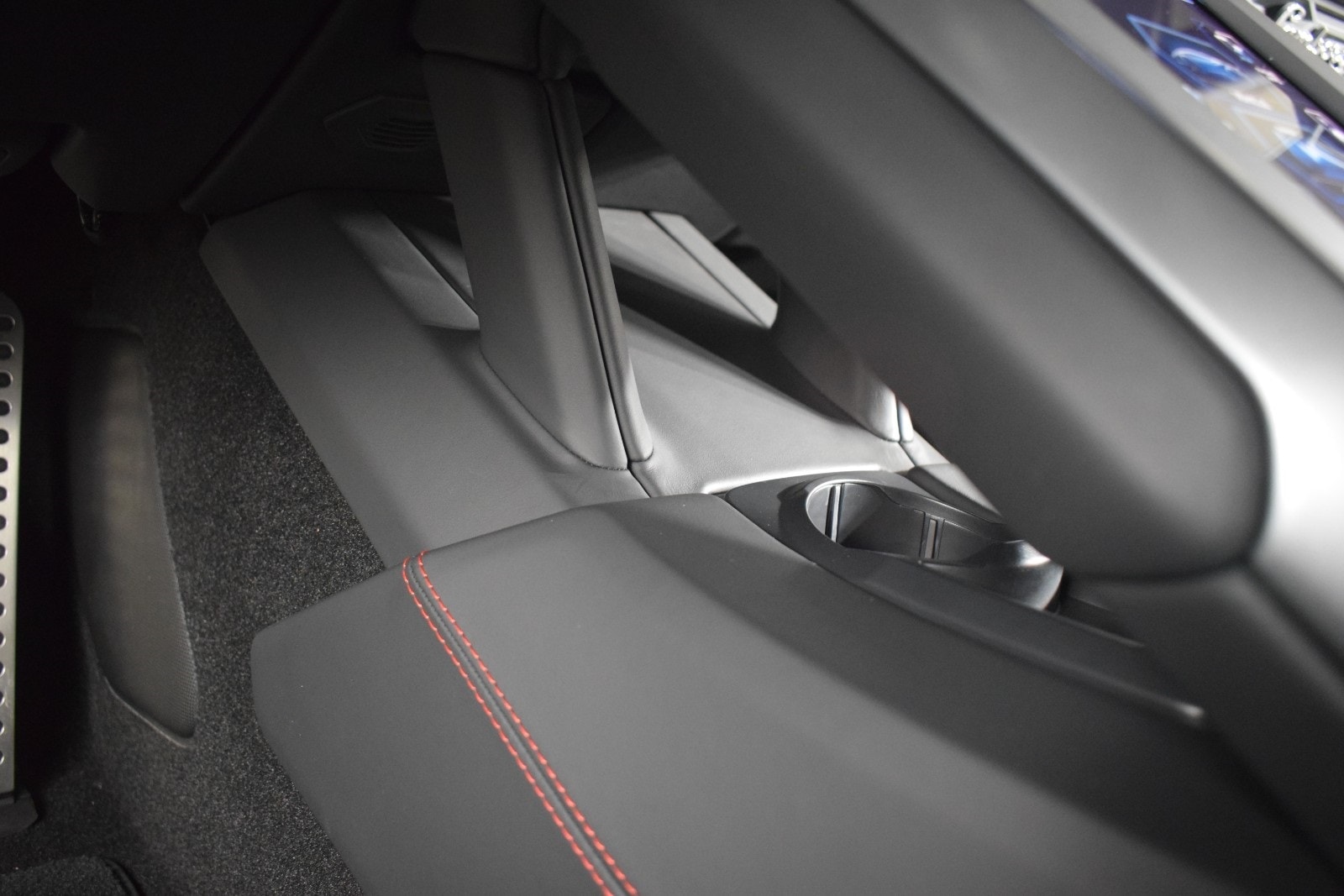 Thumbnail: 2023 Lamborghini Huracan - 37