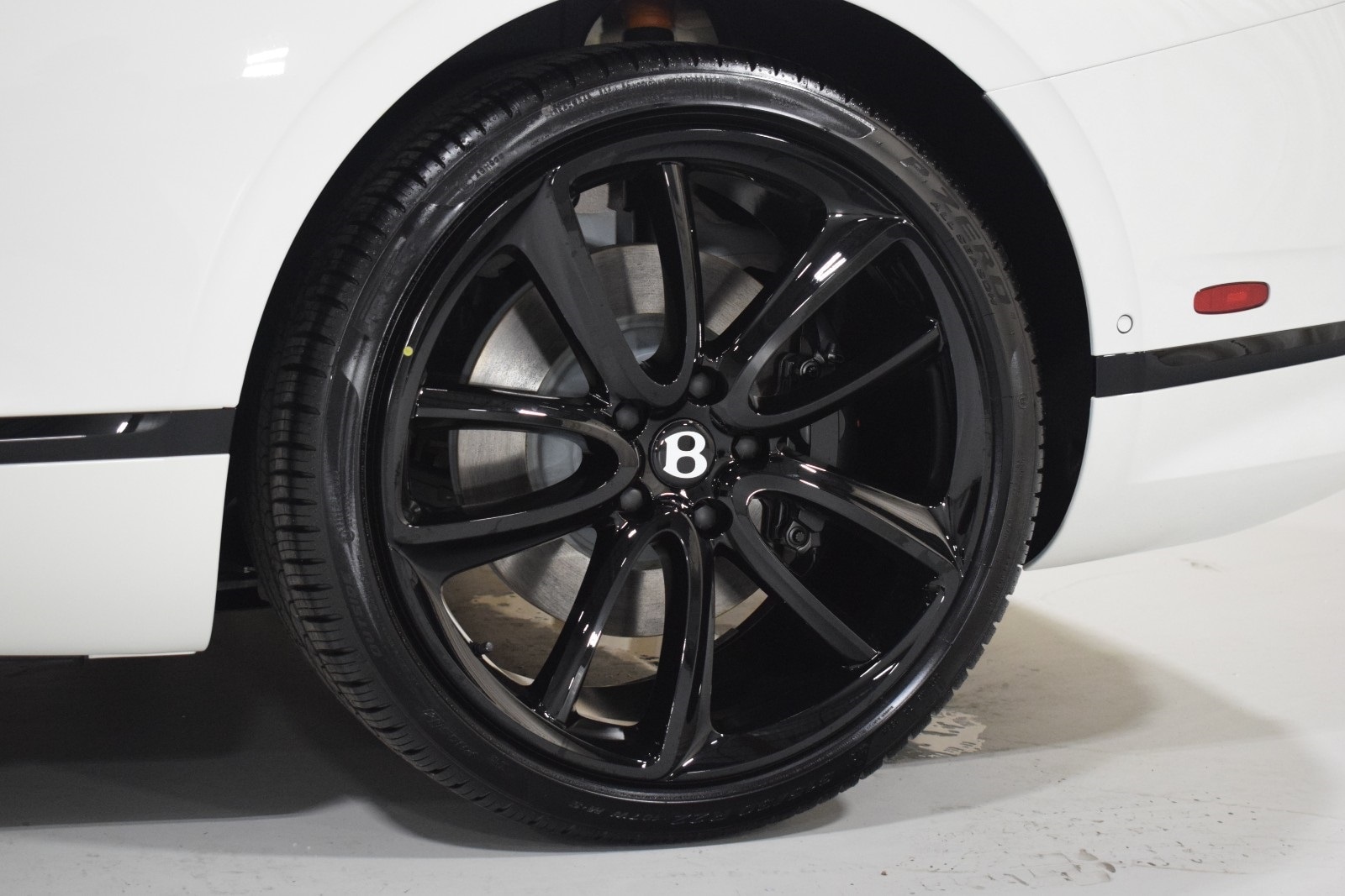 Thumbnail: 2024 Bentley Continental - 18