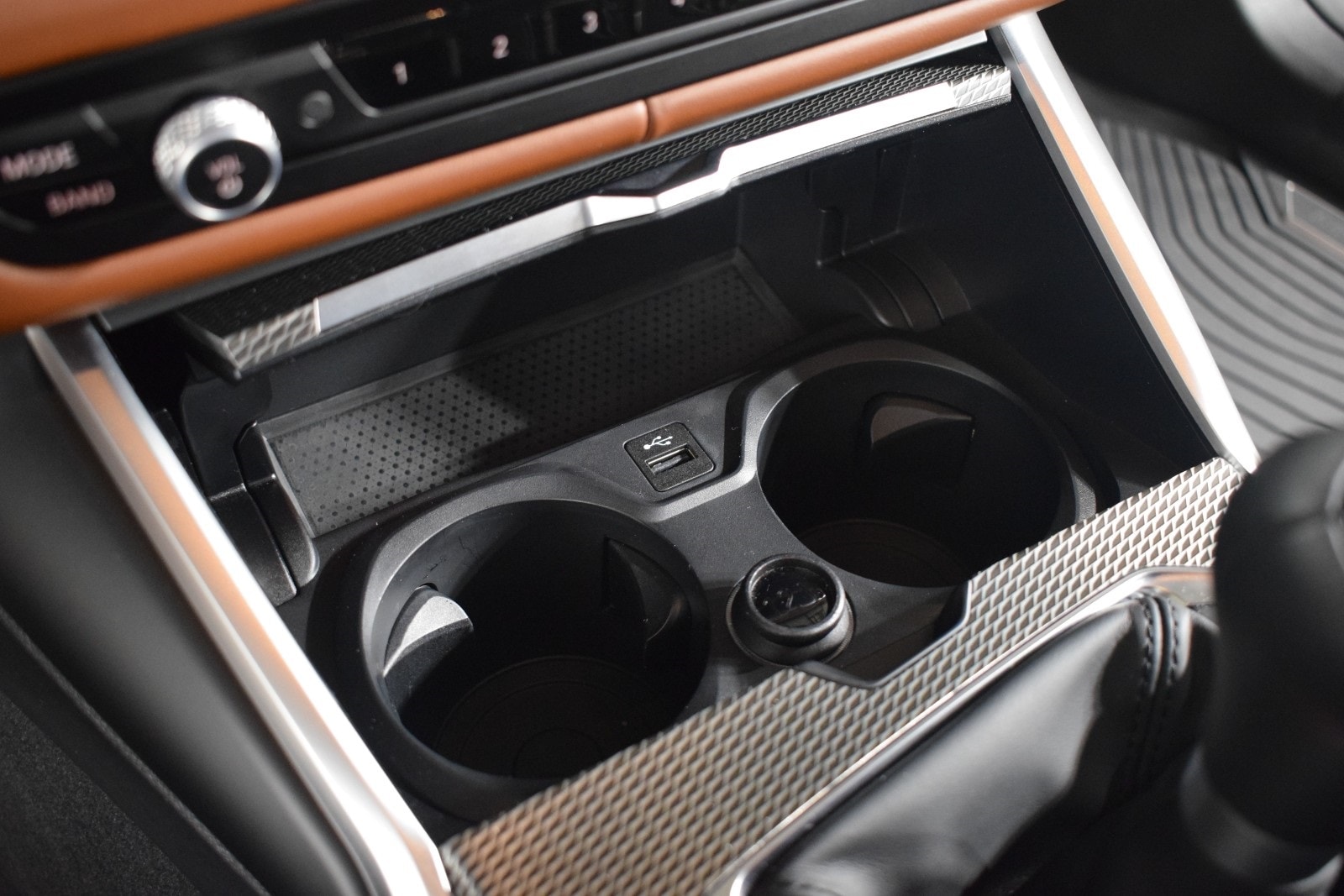 Thumbnail: 2023 BMW M4 - 30