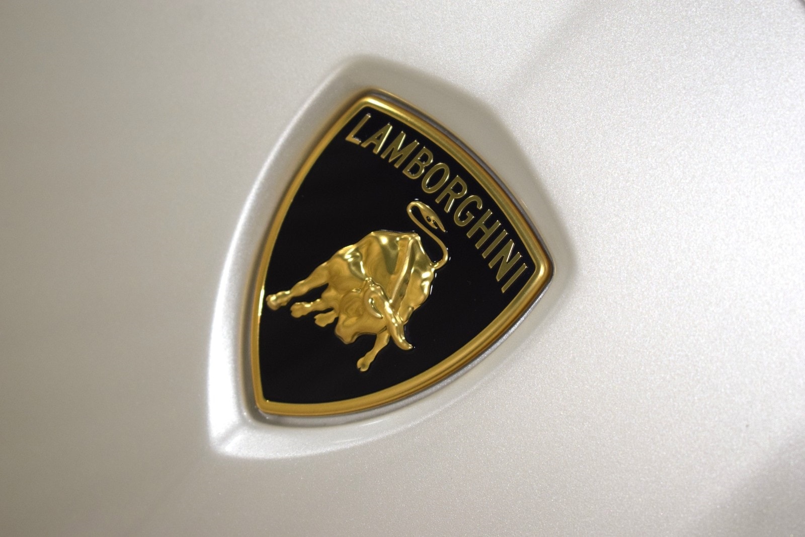Thumbnail: 2019 Lamborghini Aventador - 4