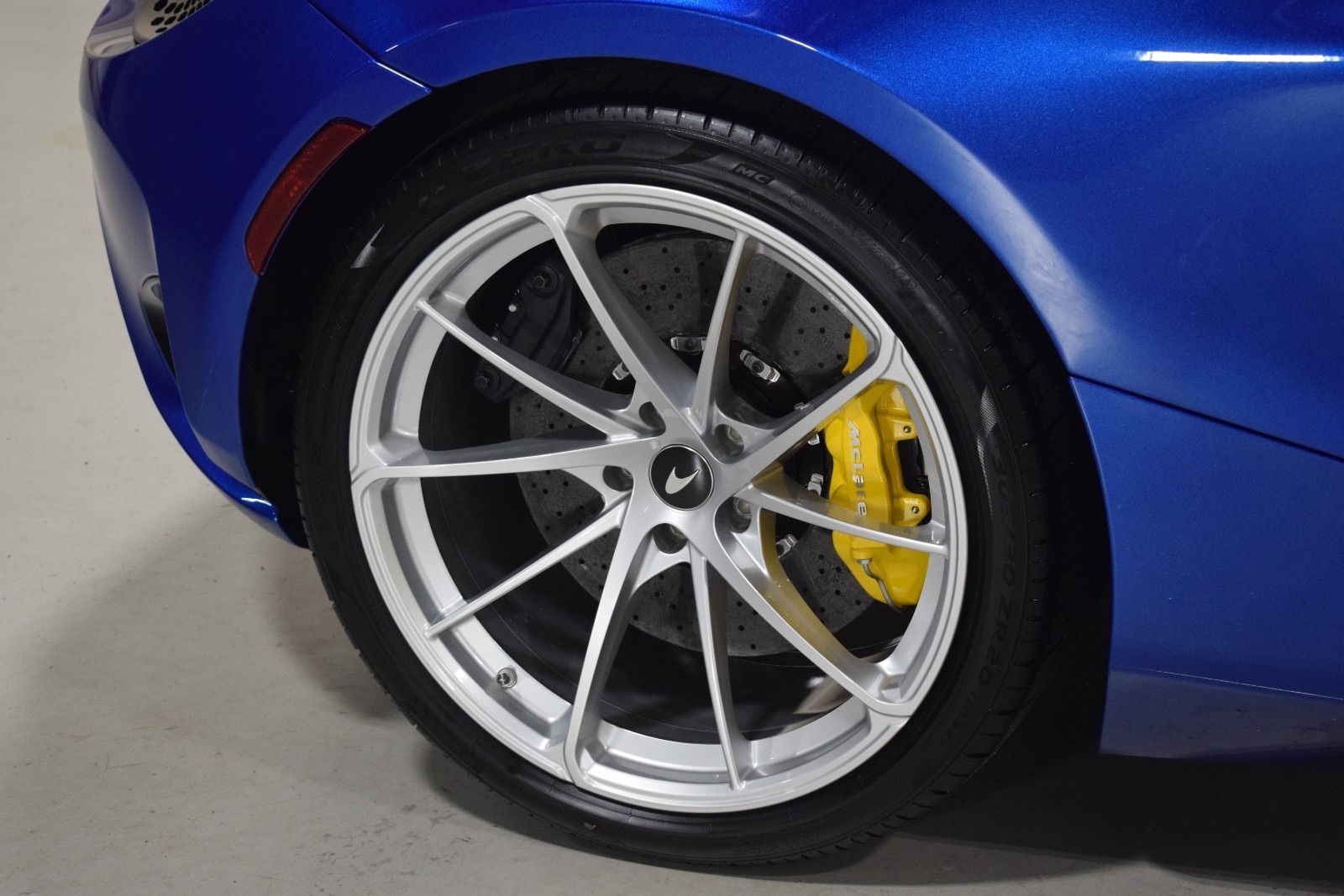 Thumbnail: 2026 Mclaren 750S - 16