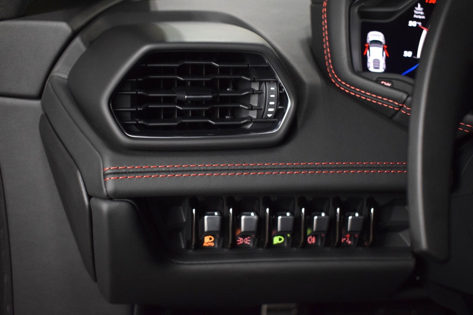 Thumbnail: 2023 Lamborghini Huracan - 28