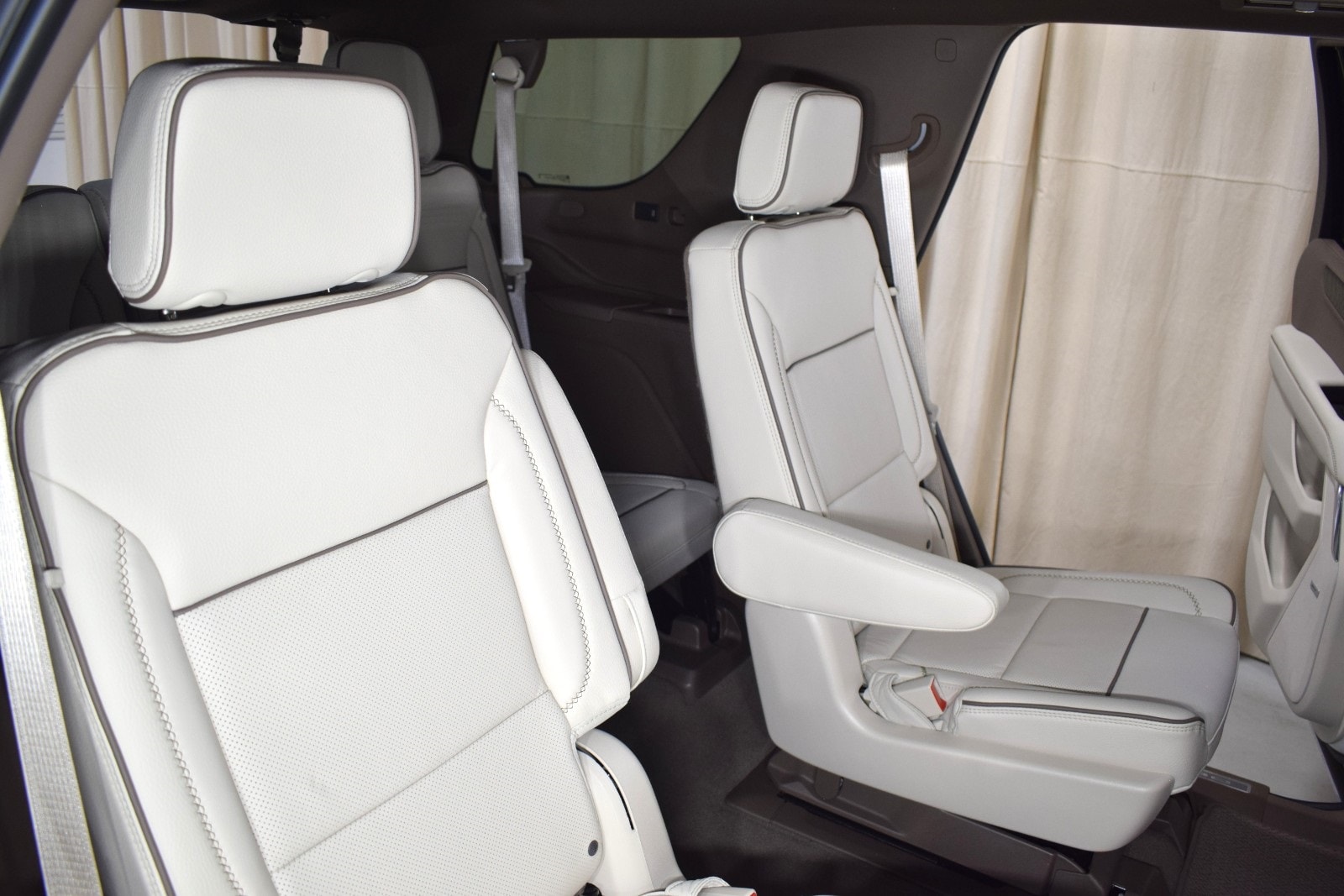 Thumbnail: 2025 GMC Yukon - 21