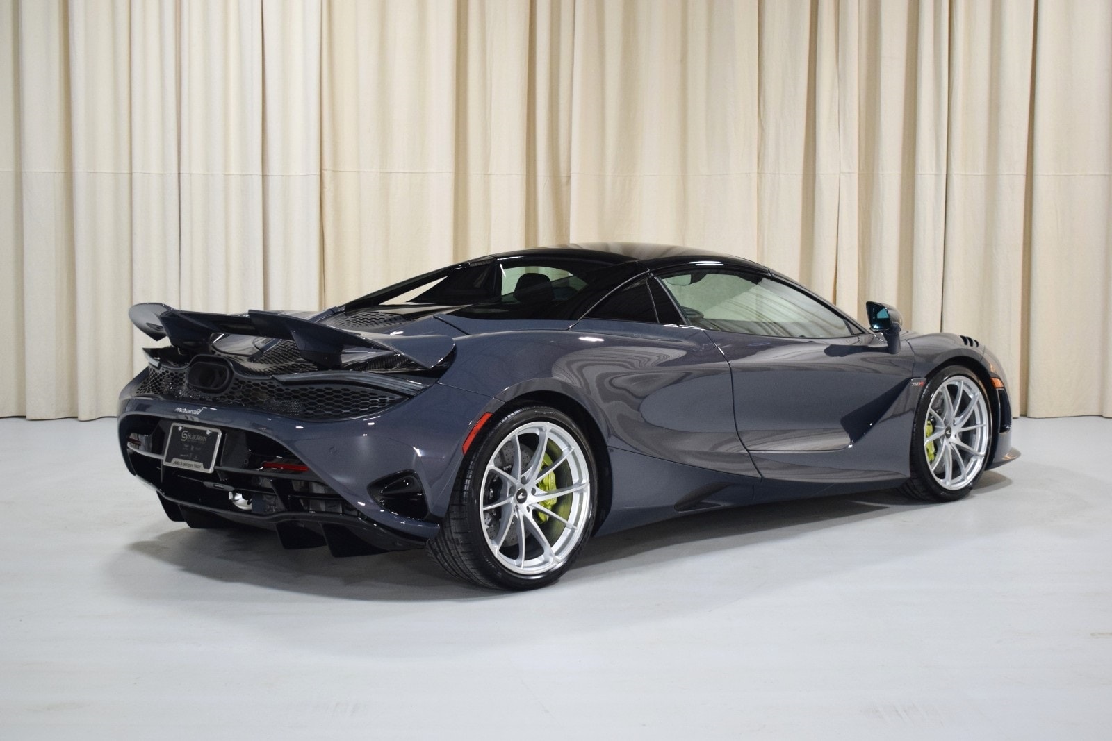 Thumbnail: 2025 Mclaren 750S - 10