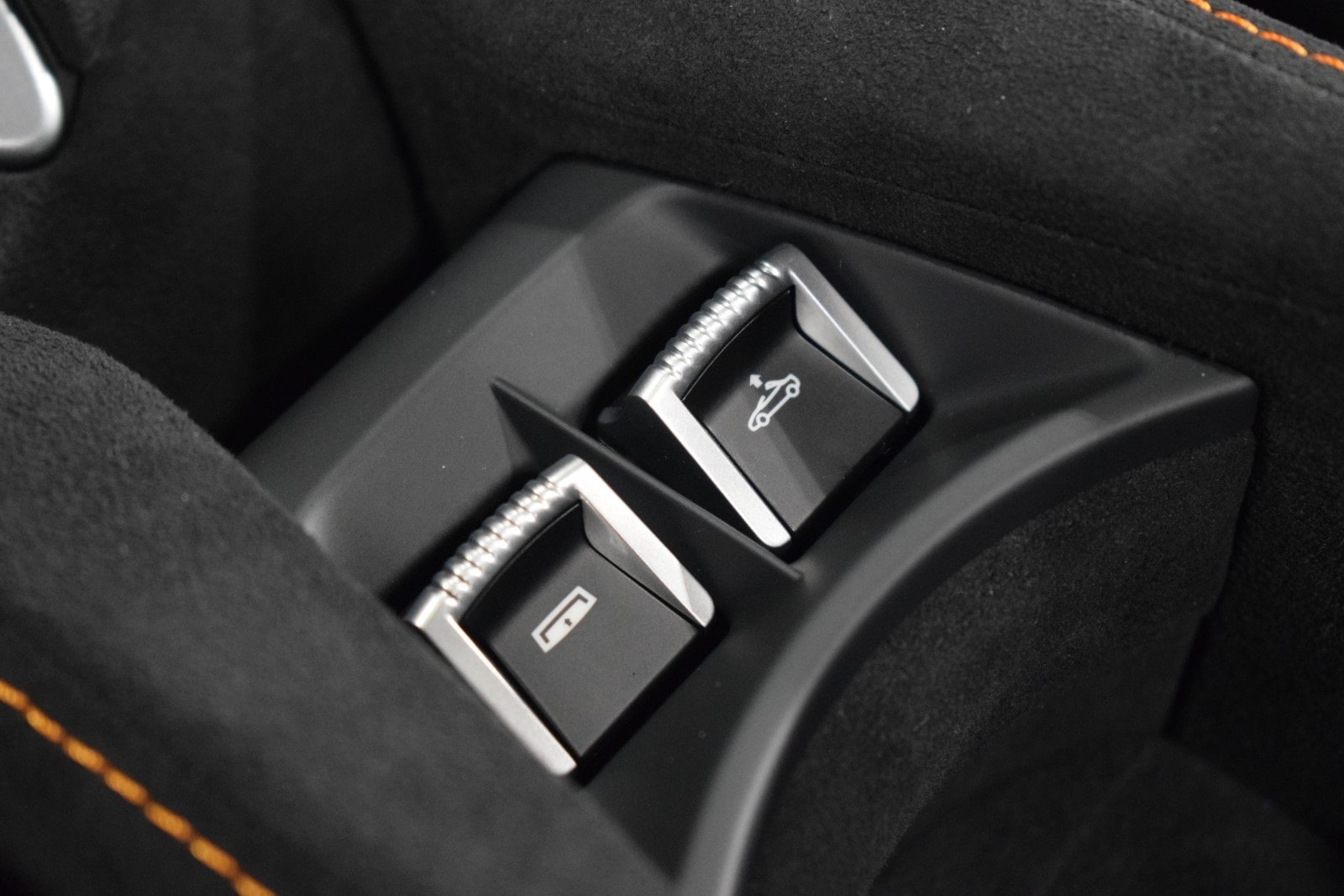 Thumbnail: 2026 Mclaren 750S - 32