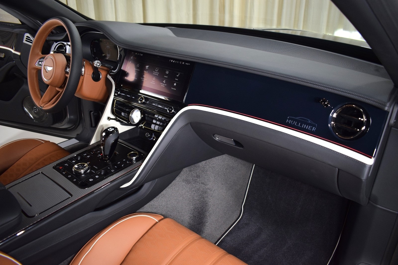 Thumbnail: 2025 Bentley Flying Spur - 27