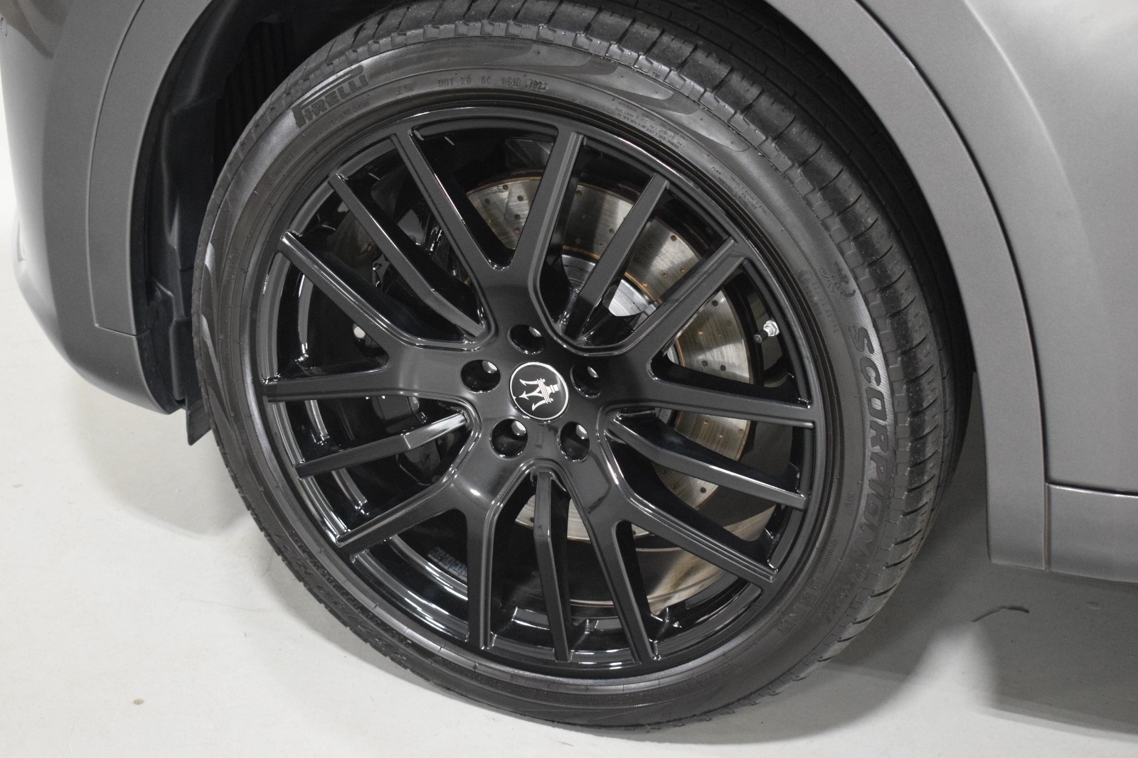 Thumbnail: 2022 Maserati Levante - 6