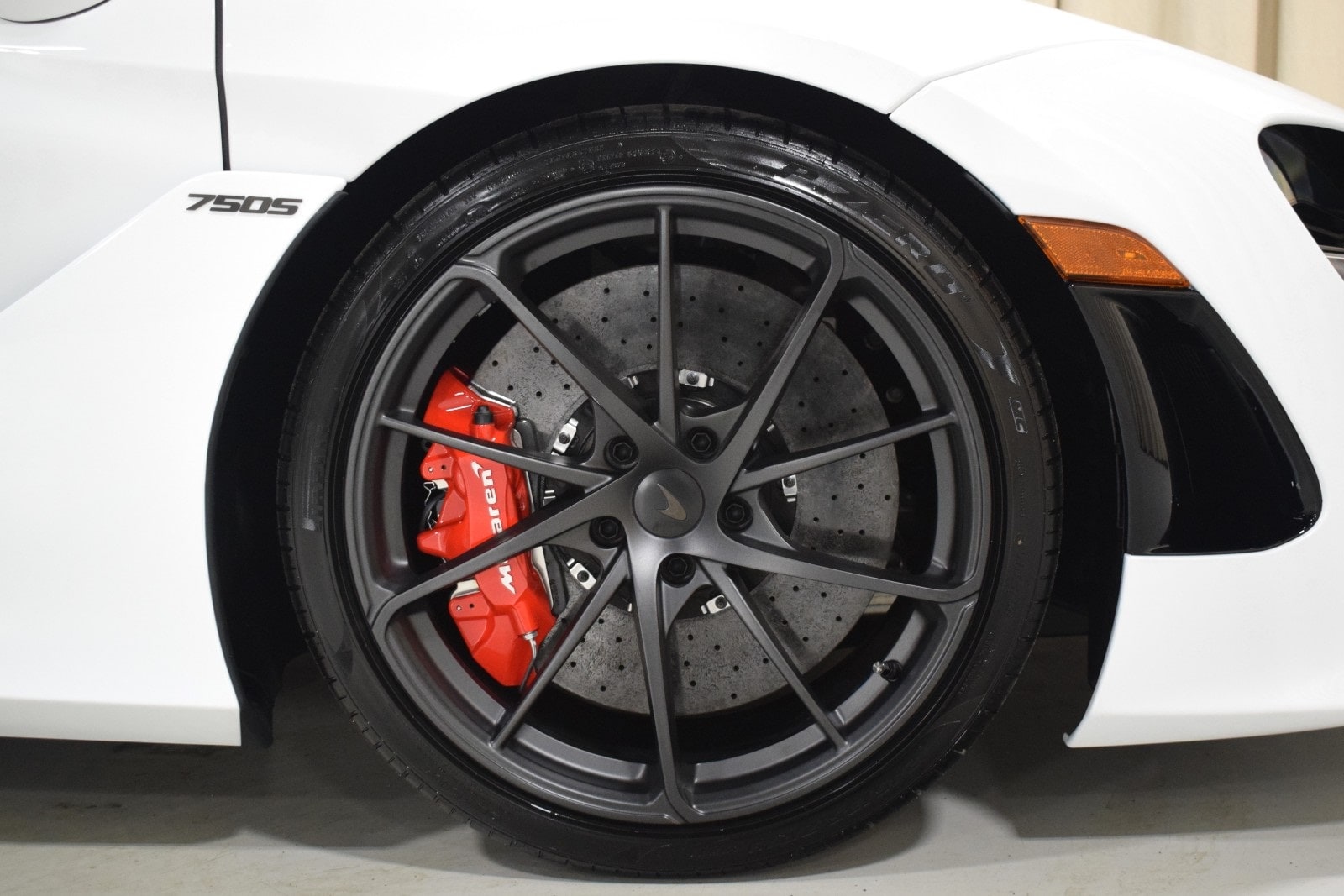 Thumbnail: 2025 Mclaren 750S - 16
