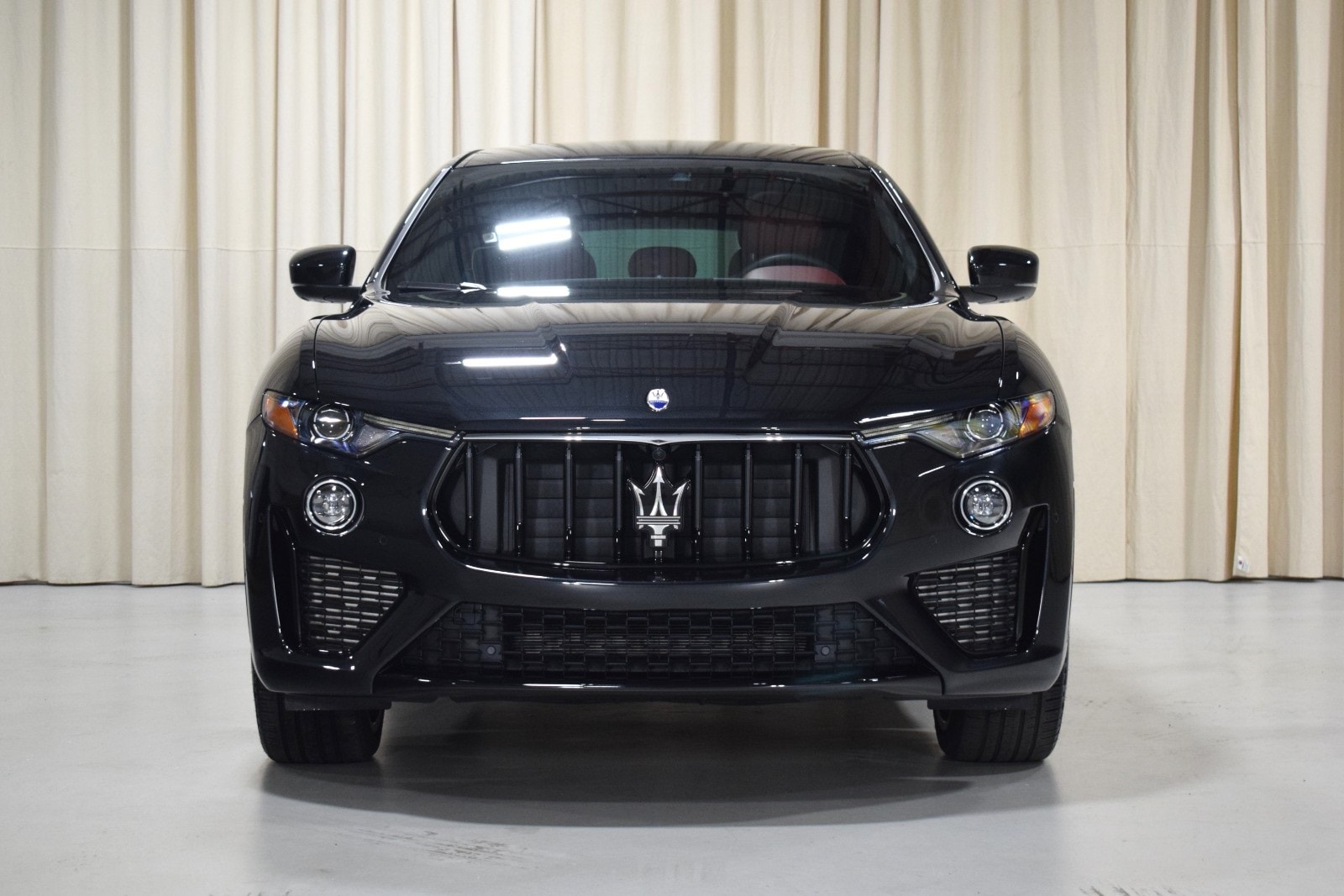 Thumbnail: 2022 Maserati Levante - 8