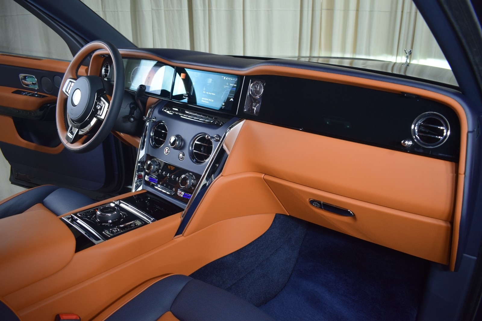 Thumbnail: 2026 Rolls-Royce Cullinan - 23