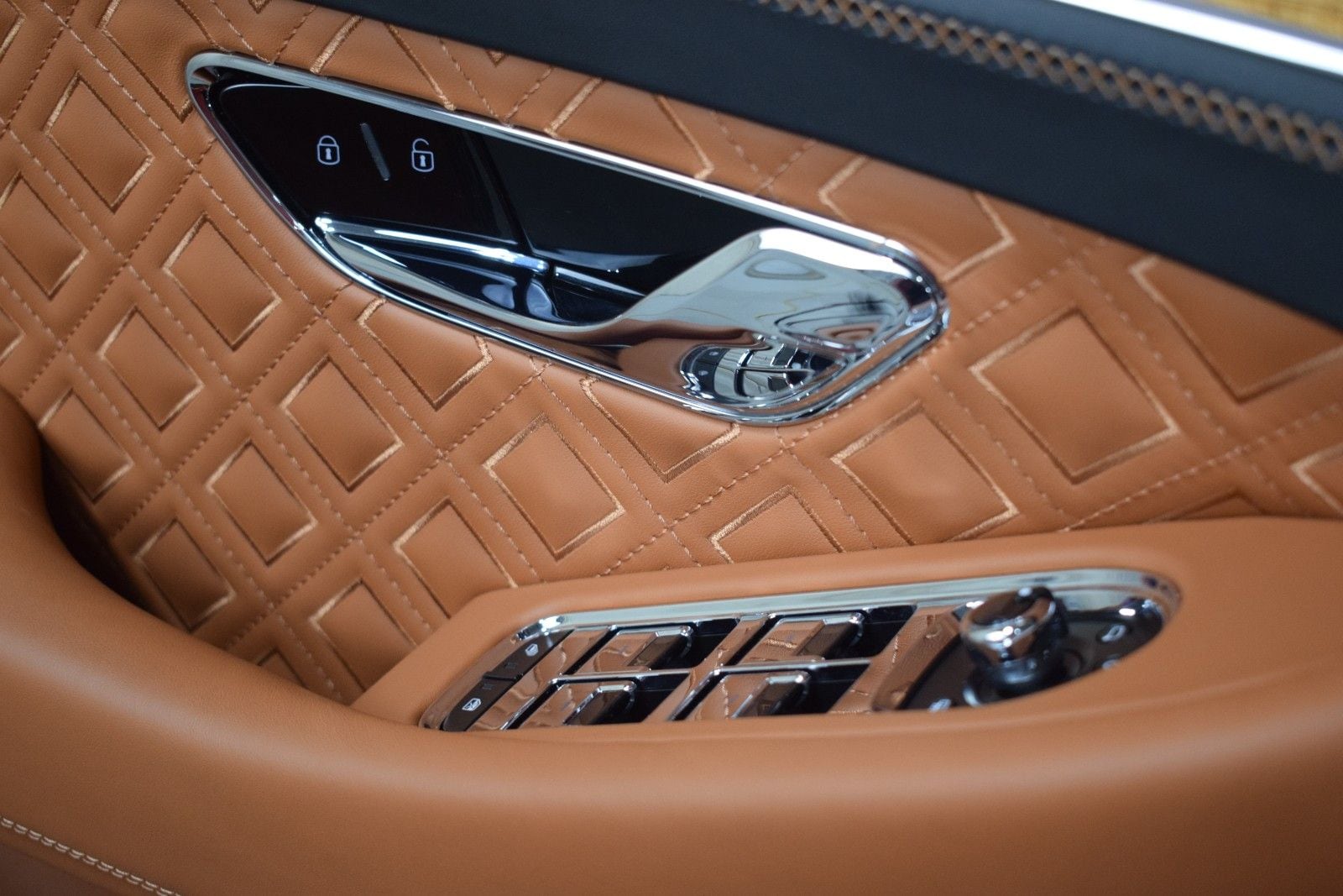 Thumbnail: 2023 Bentley Continental - 40