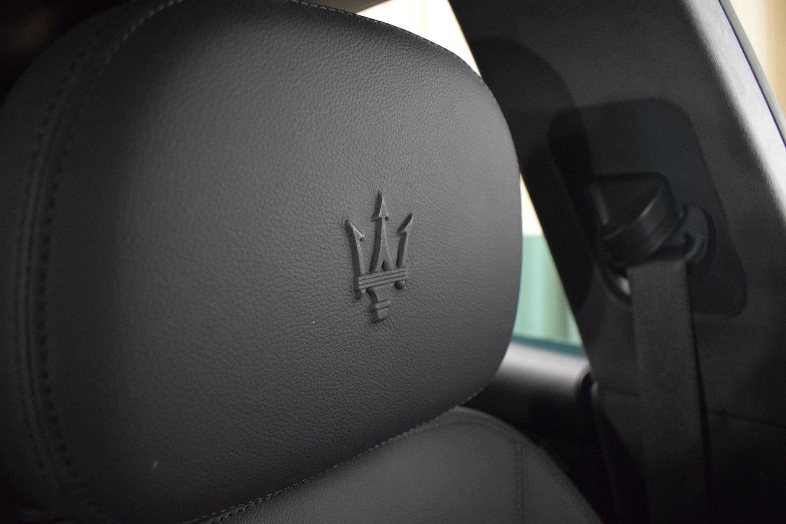 Thumbnail: 2023 Maserati Levante - 36