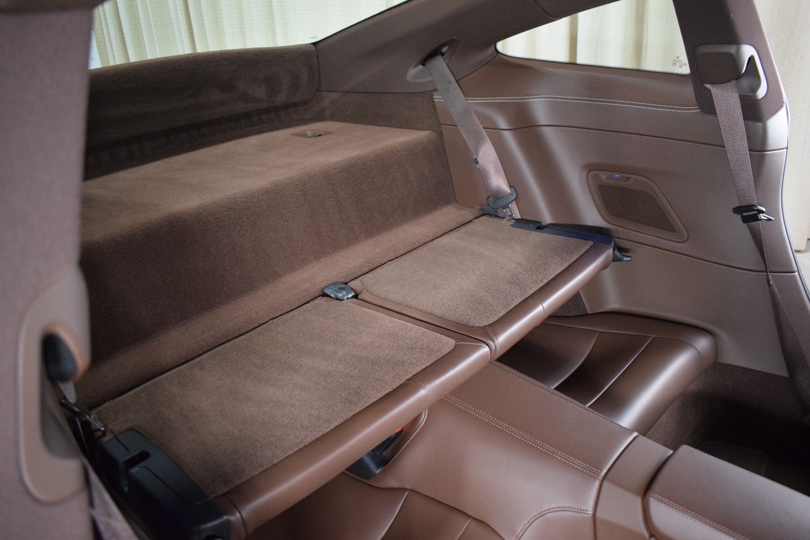 Thumbnail: 2023 Porsche 911 - 19