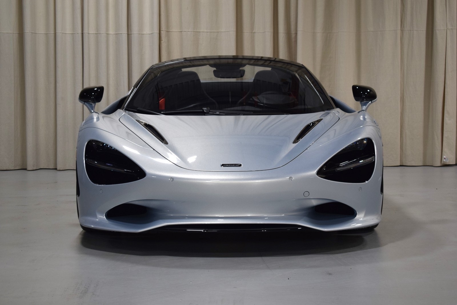 Thumbnail: 2025 Mclaren 750S - 10