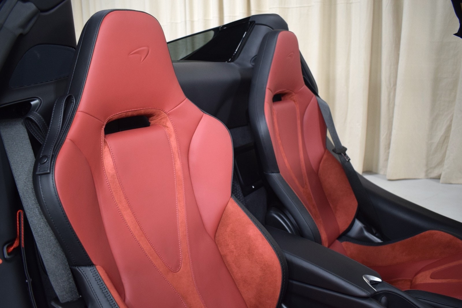 Thumbnail: 2025 Mclaren 750S - 18