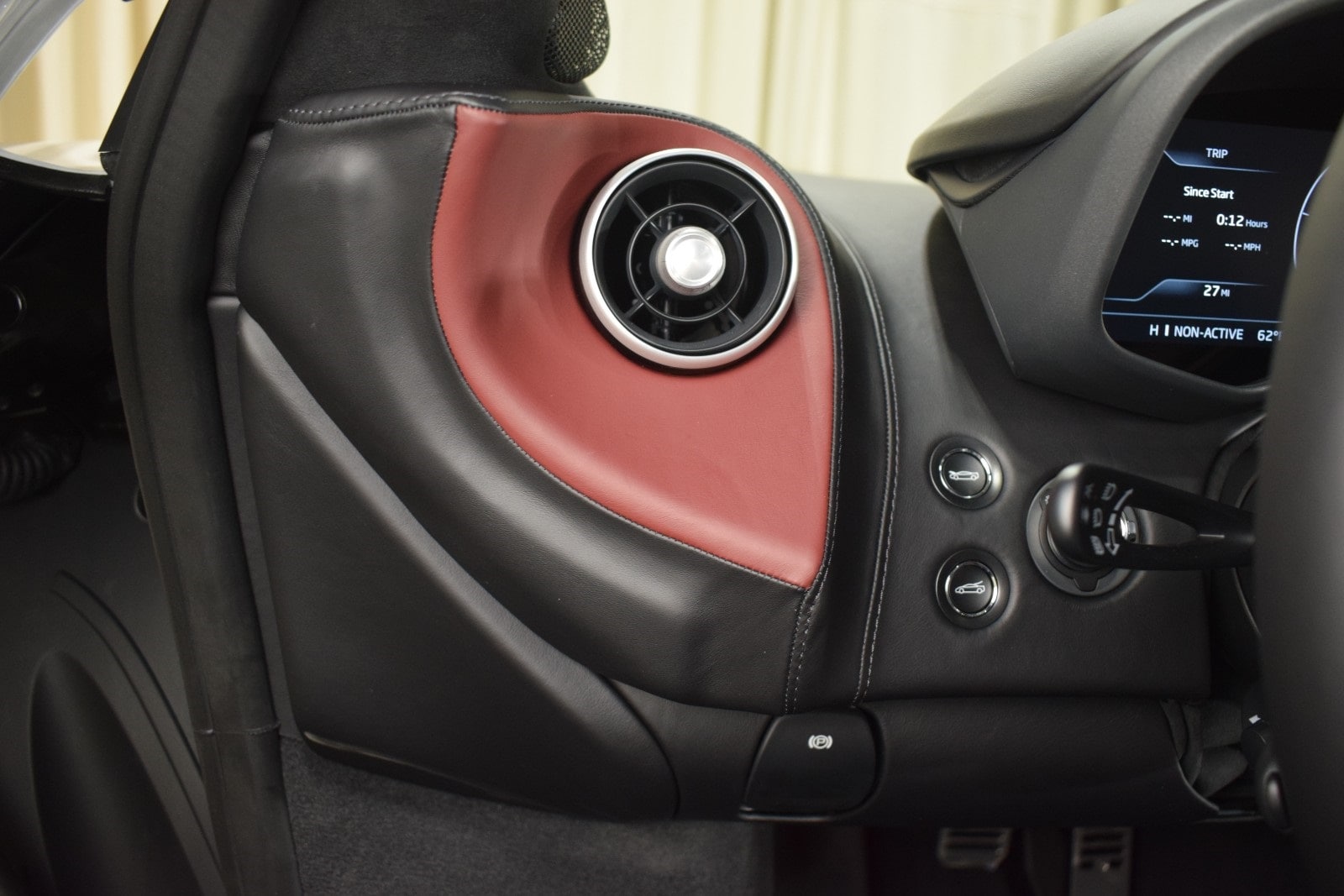 Thumbnail: 2026 Mclaren GTS - 26