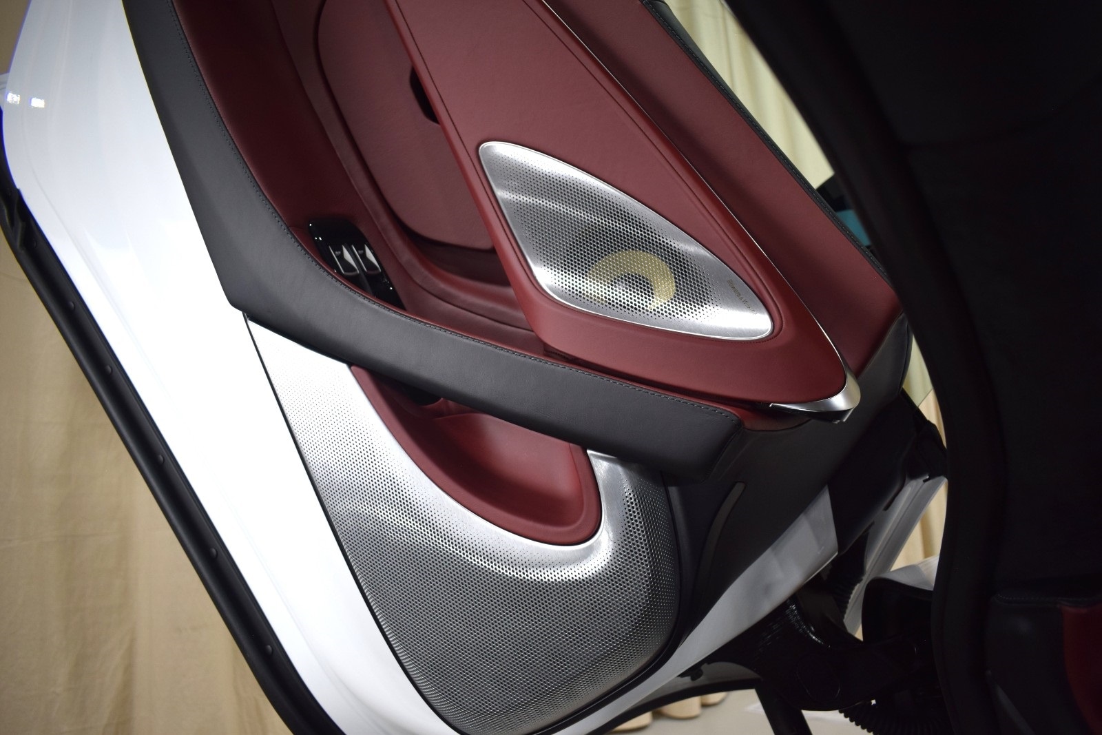 Thumbnail: 2026 Mclaren GTS - 38