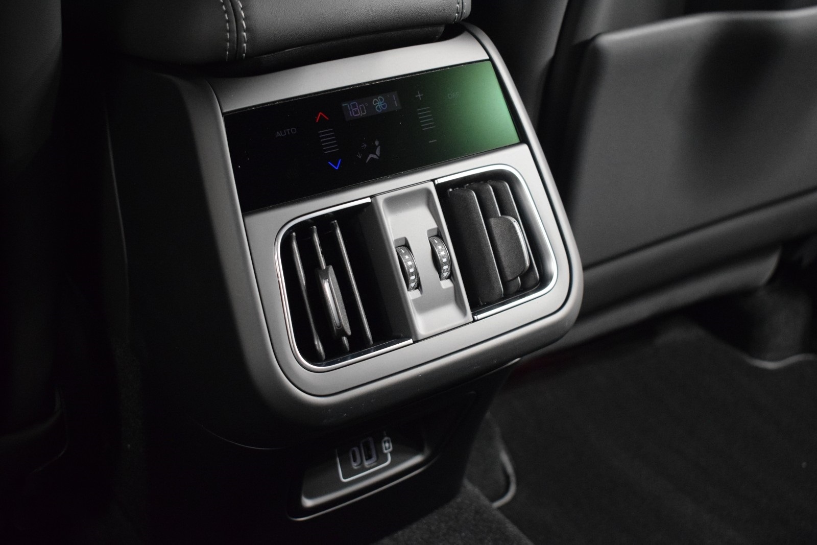 Thumbnail: 2025 Maserati Grecale - 20