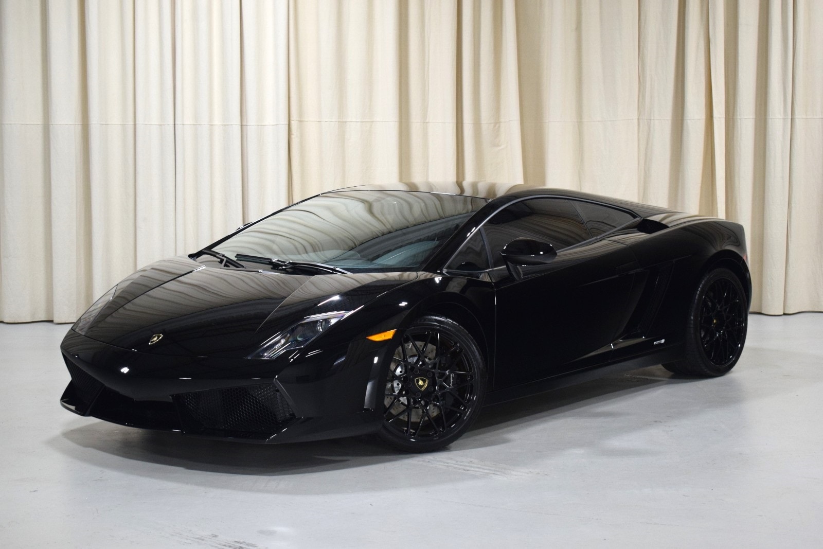 Thumbnail: 2012 Lamborghini Gallardo - 1