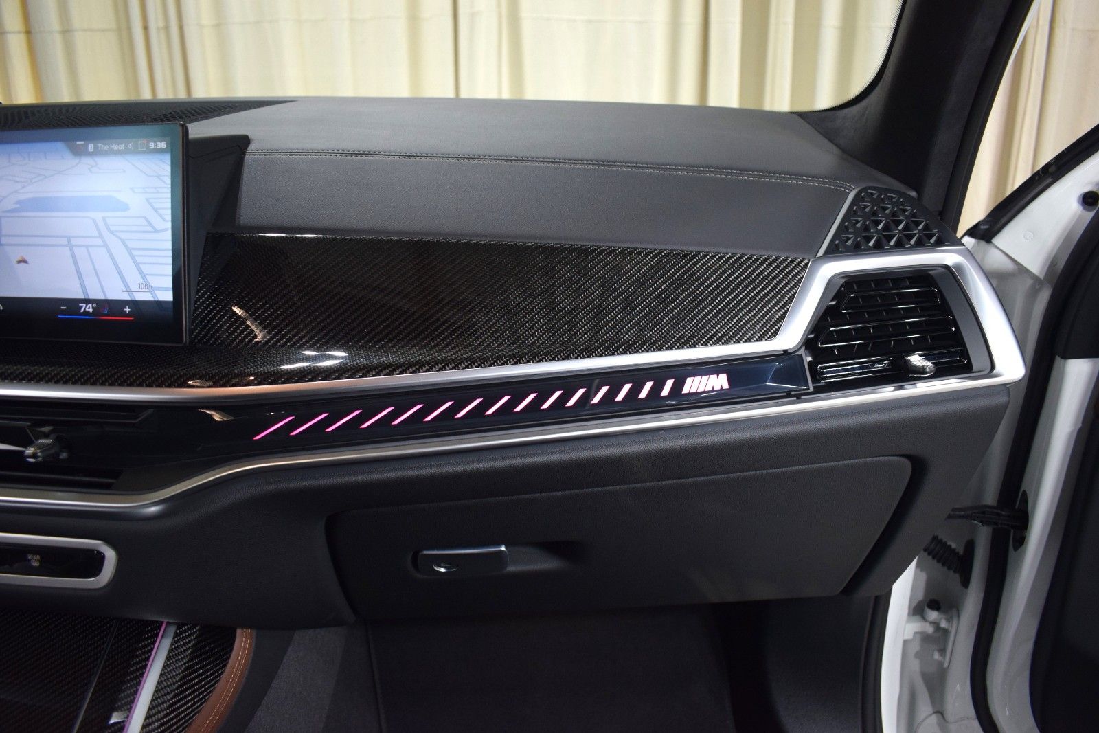 Thumbnail: 2026 BMW X7 - 27