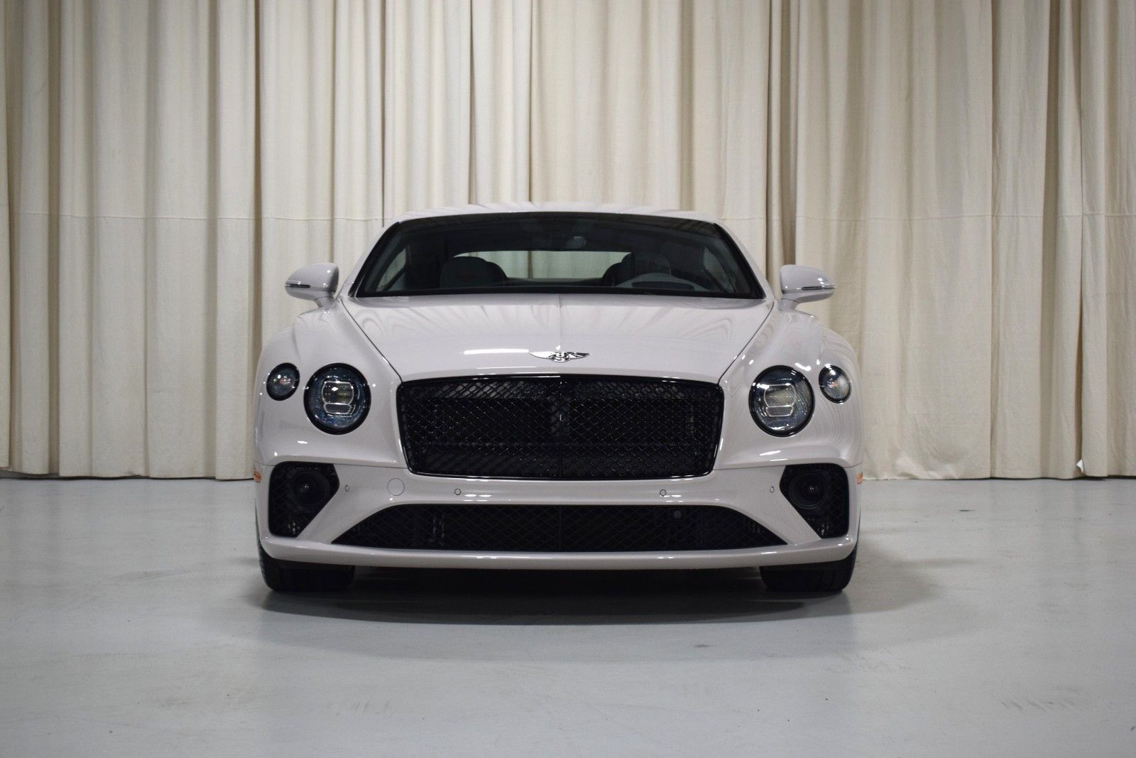 Thumbnail: 2020 Bentley Continental - 10