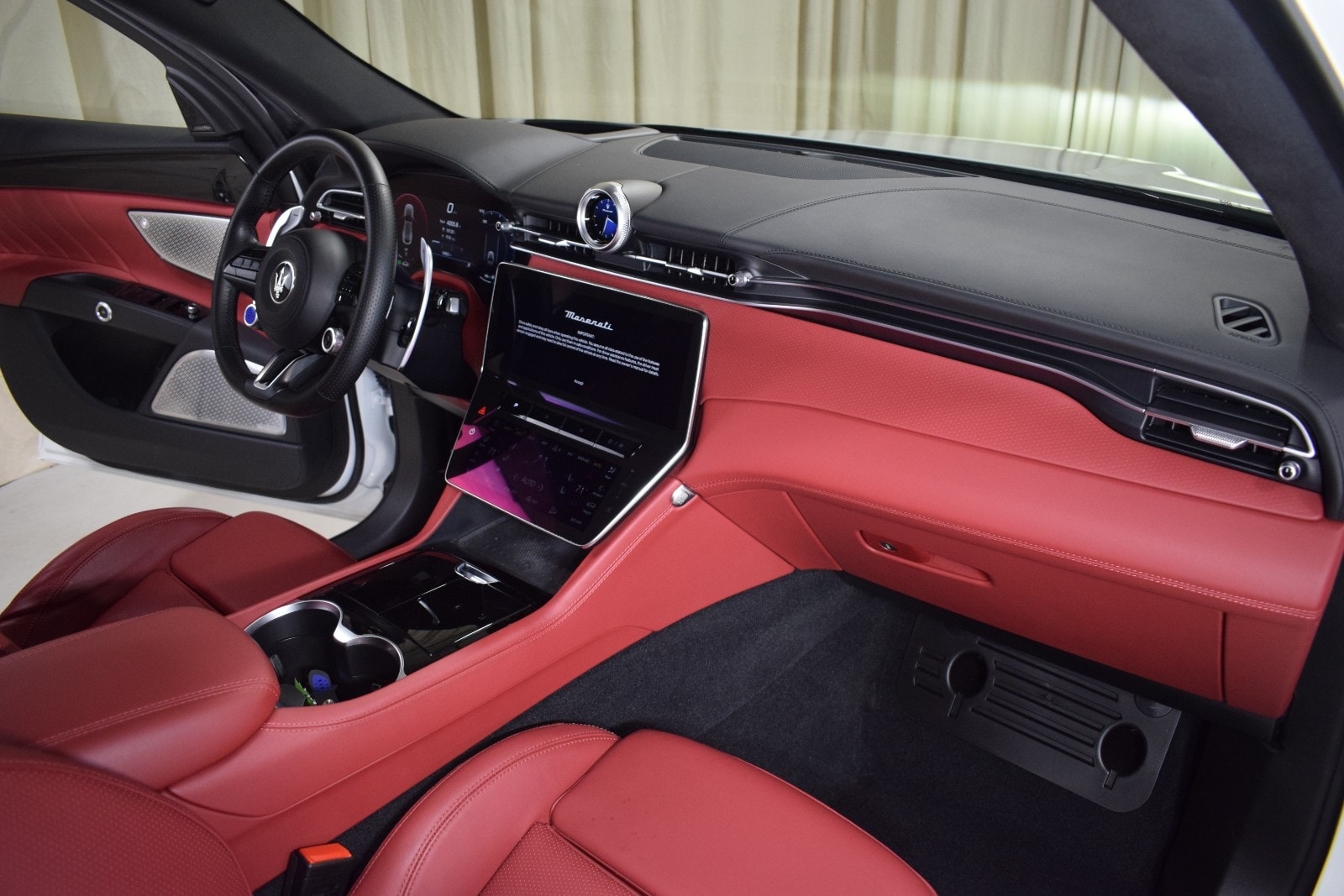 Thumbnail: 2024 Maserati Grecale - 23