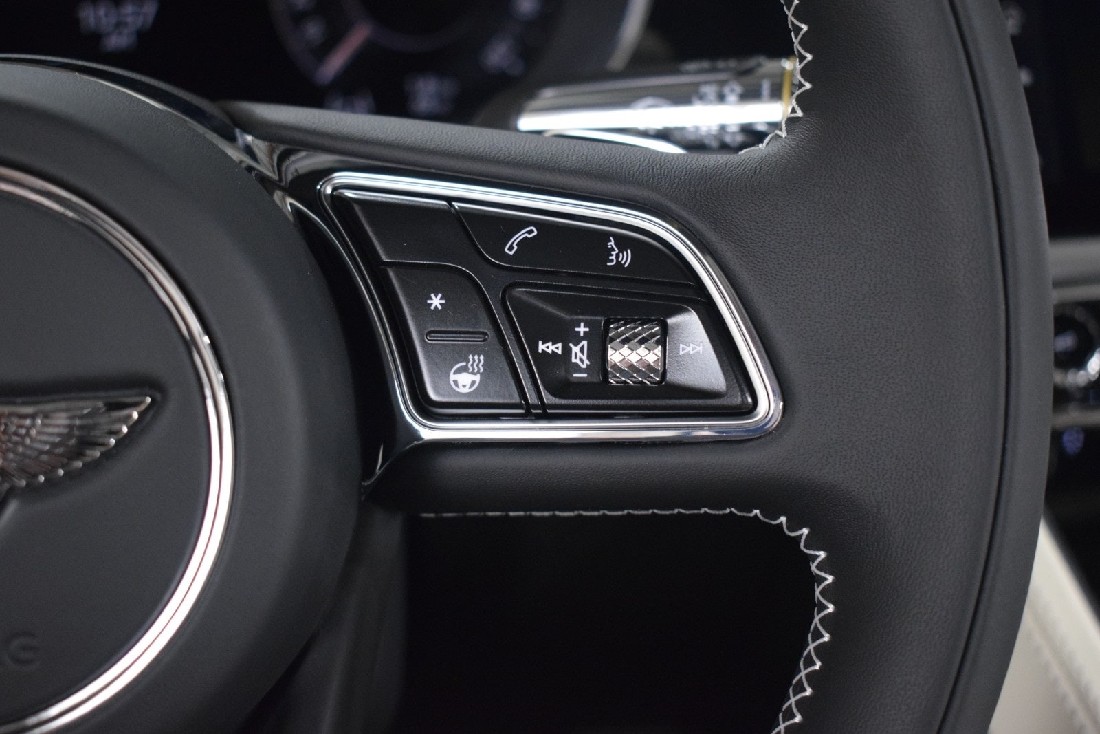 Thumbnail: 2025 Bentley Continental - 28