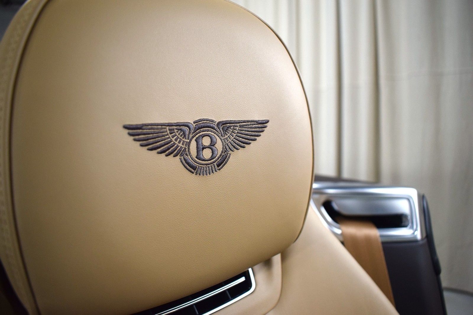 Thumbnail: 2026 Bentley Continental - 36