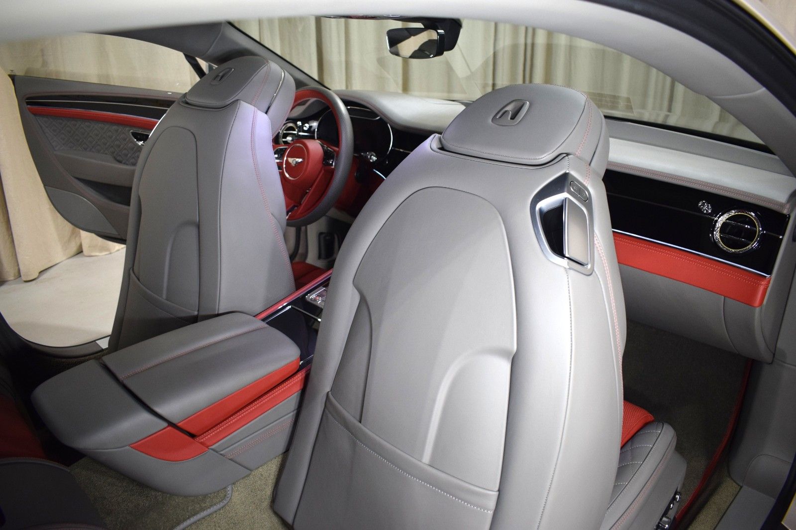Thumbnail: 2020 Bentley Continental - 21
