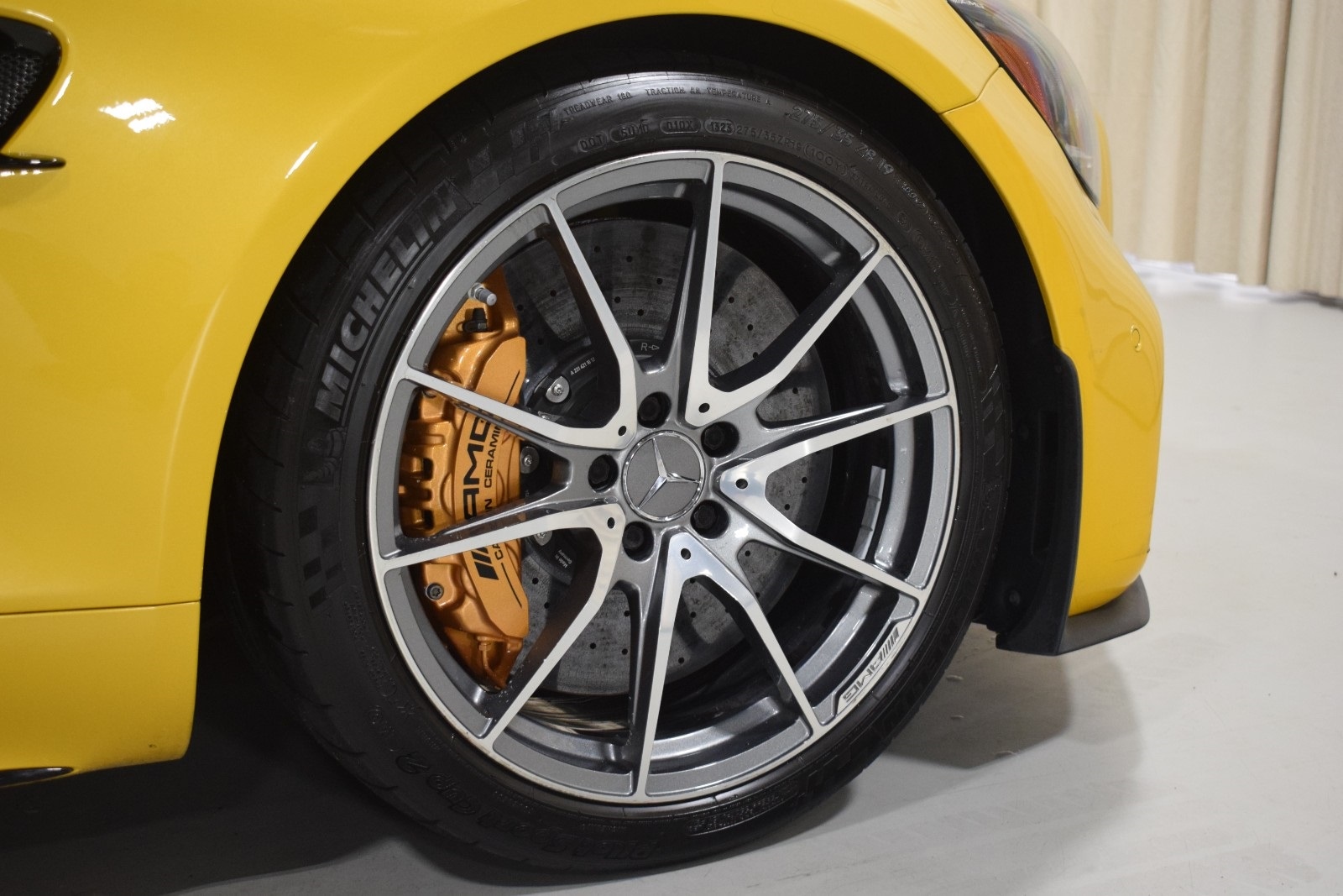Thumbnail: 2020 Mercedes-Benz AMG GT - 20